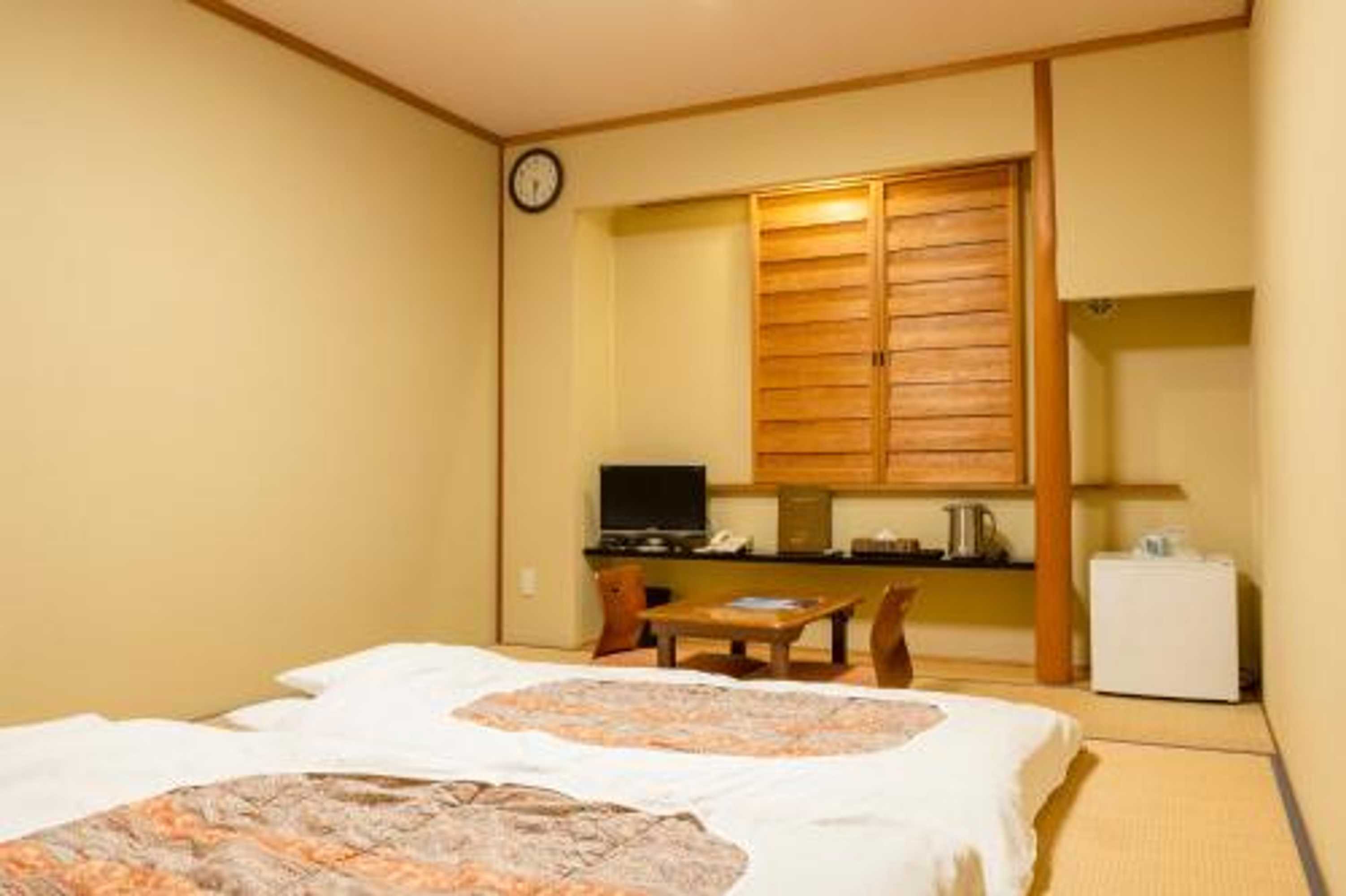 Gift card for Kumamoto Ichibamae Business Kurenai Hotel Gift card for Kumamoto Ichibamae Business Kurenai Hotel