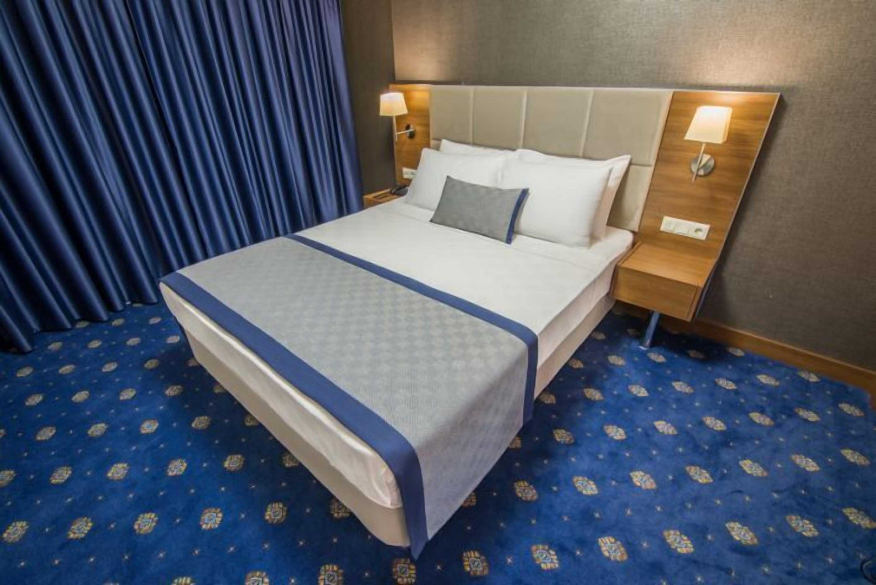 Gift card for Looks Hotel