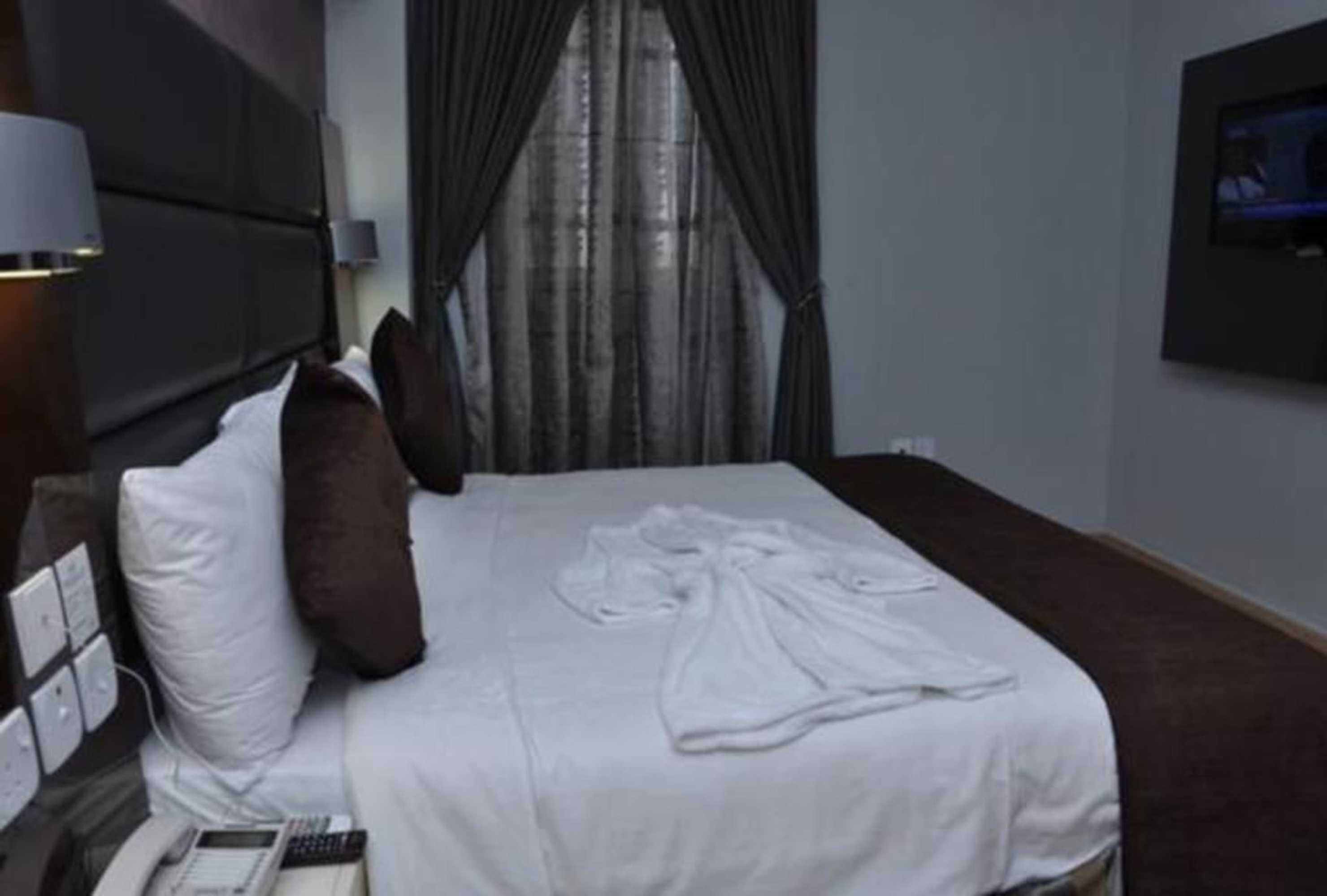 Gift card for De Edge Hotel Gift card for De Edge Hotel
