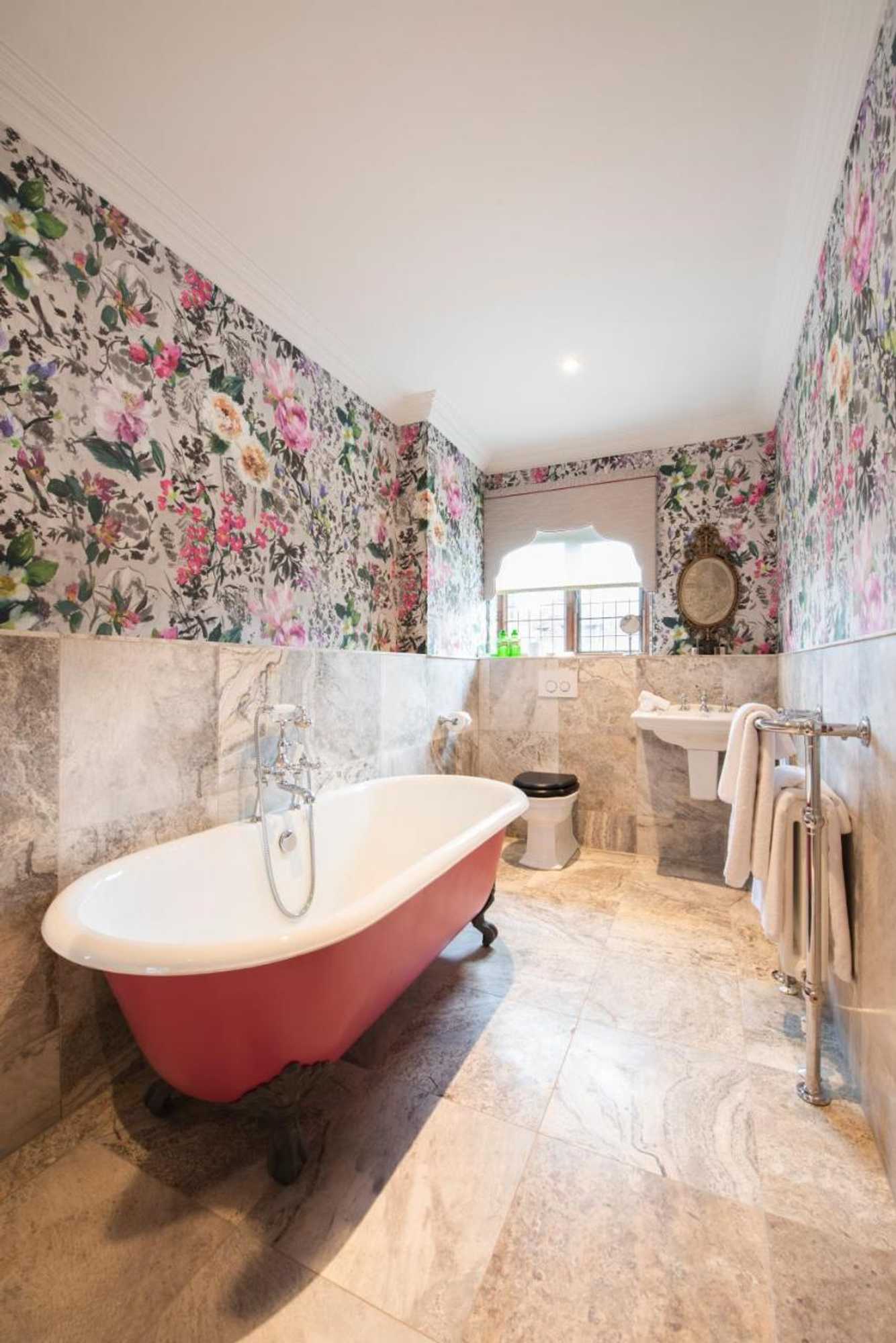 Gift card for Hever Castle Luxury Bed And Breakfast Gift card for Hever Castle Luxury Bed And Breakfast