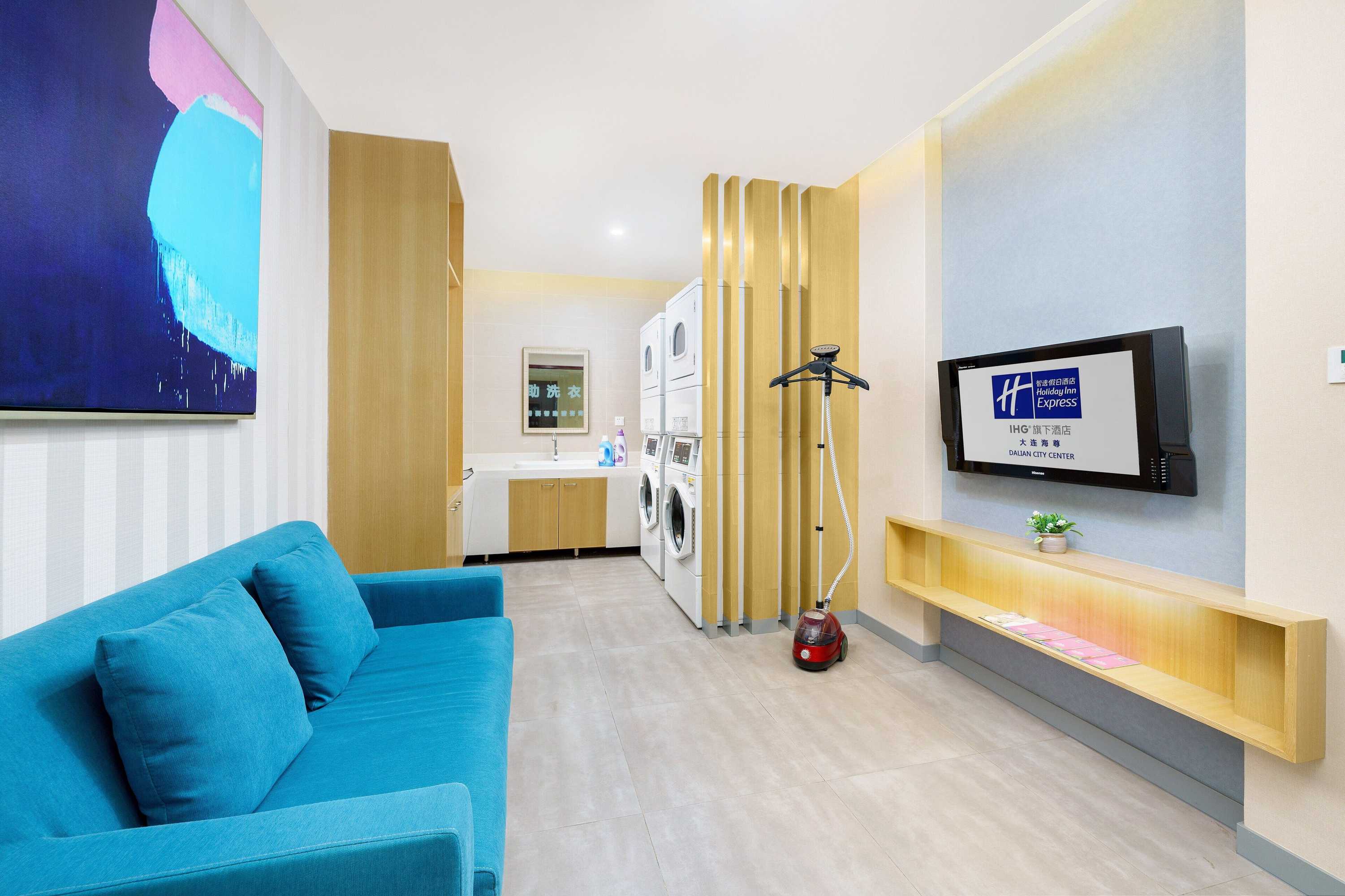Gift card for Holiday Inn Express Dalian City Centre by Ihg Gift card for Holiday Inn Express Dalian City Centre by Ihg