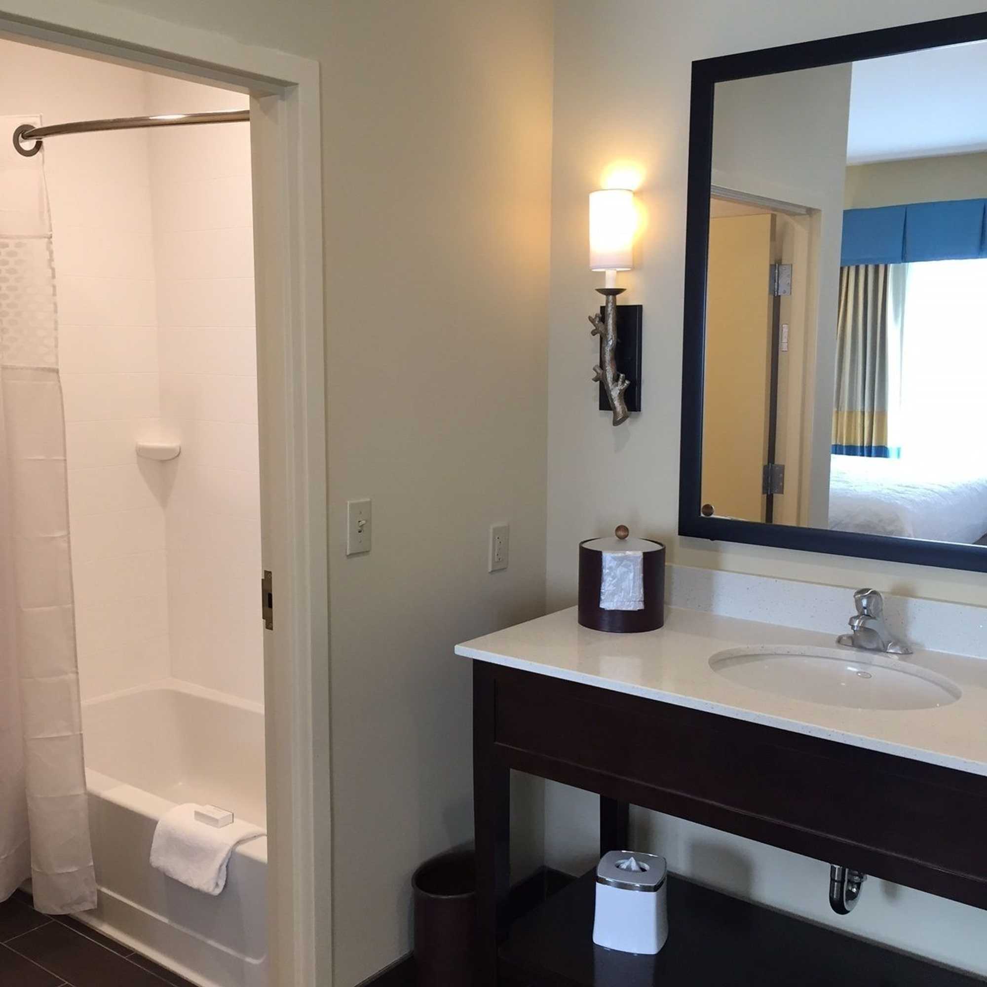 Gift card for Hampton Inn & Suites Stroudsburg Pocono Mountains Gift card for Hampton Inn & Suites Stroudsburg Pocono Mountains