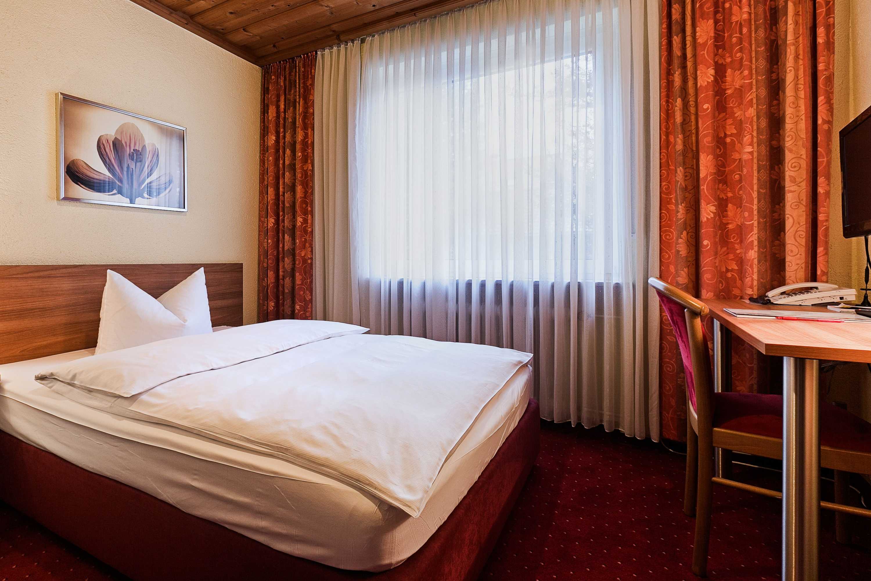 Gift card for Hotel Garni Nuernberger Trichter Gift card for Hotel Garni Nuernberger Trichter
