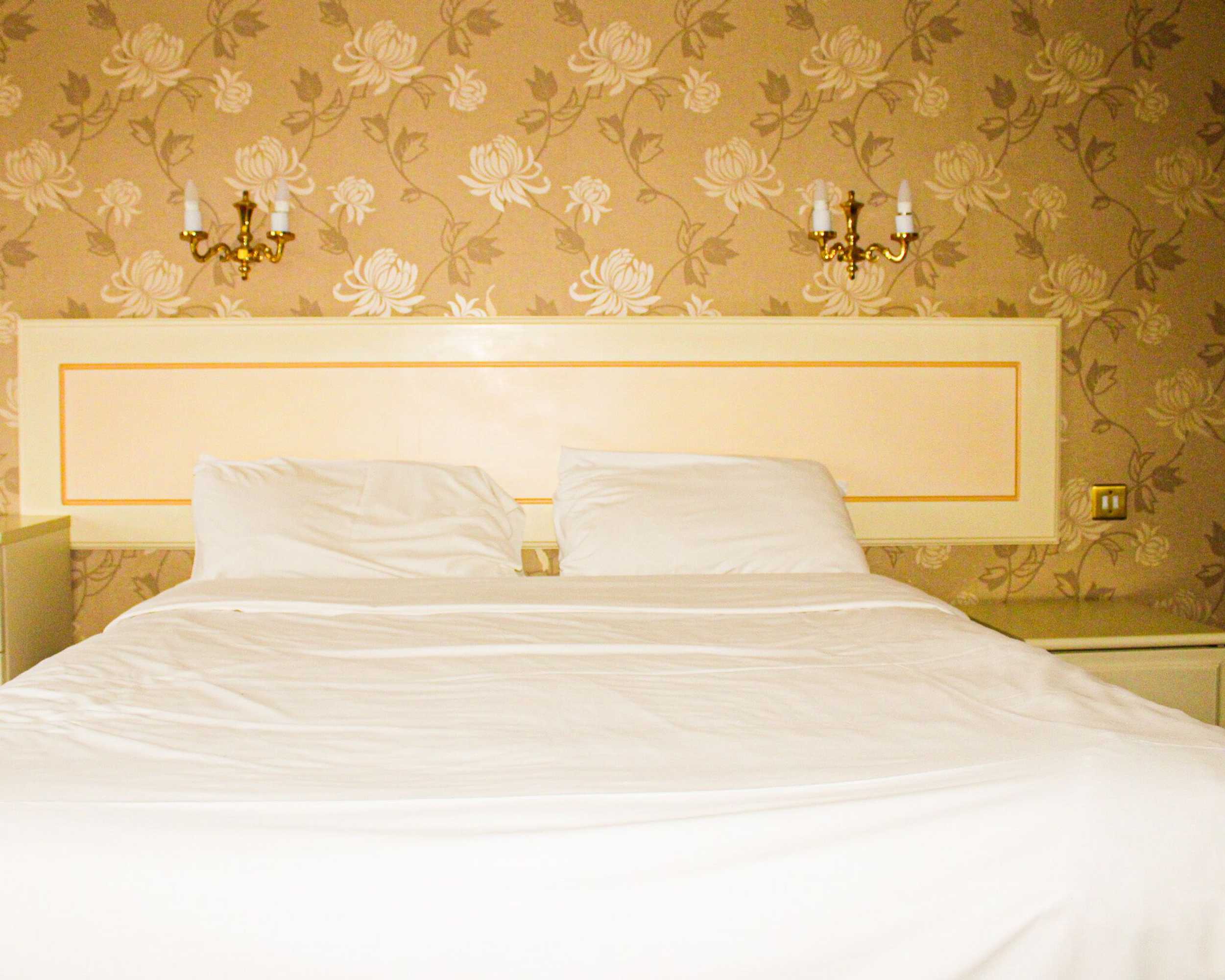 Gift card for Consort Hotel