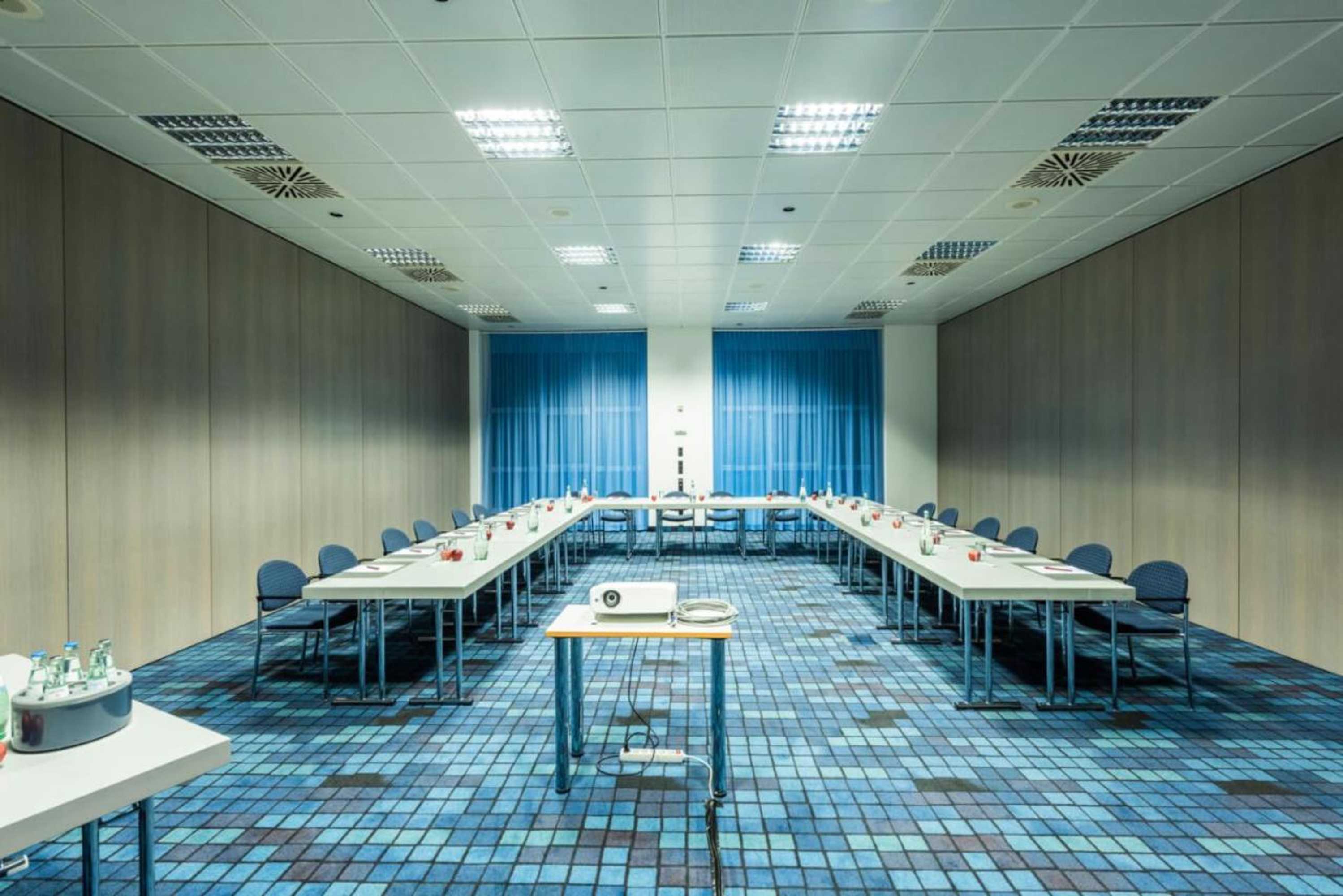 Gift card for Arvena Kongress Hotel - Hotel in Der Wagnerstadt