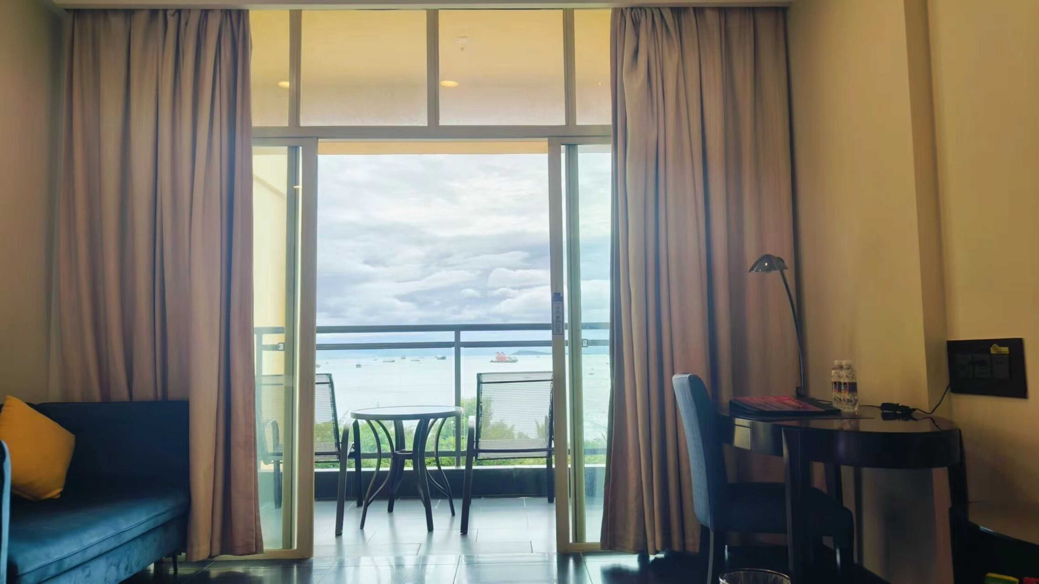 Gift card for Shengyi Holiday Villa Hotel Gift card for Shengyi Holiday Villa Hotel