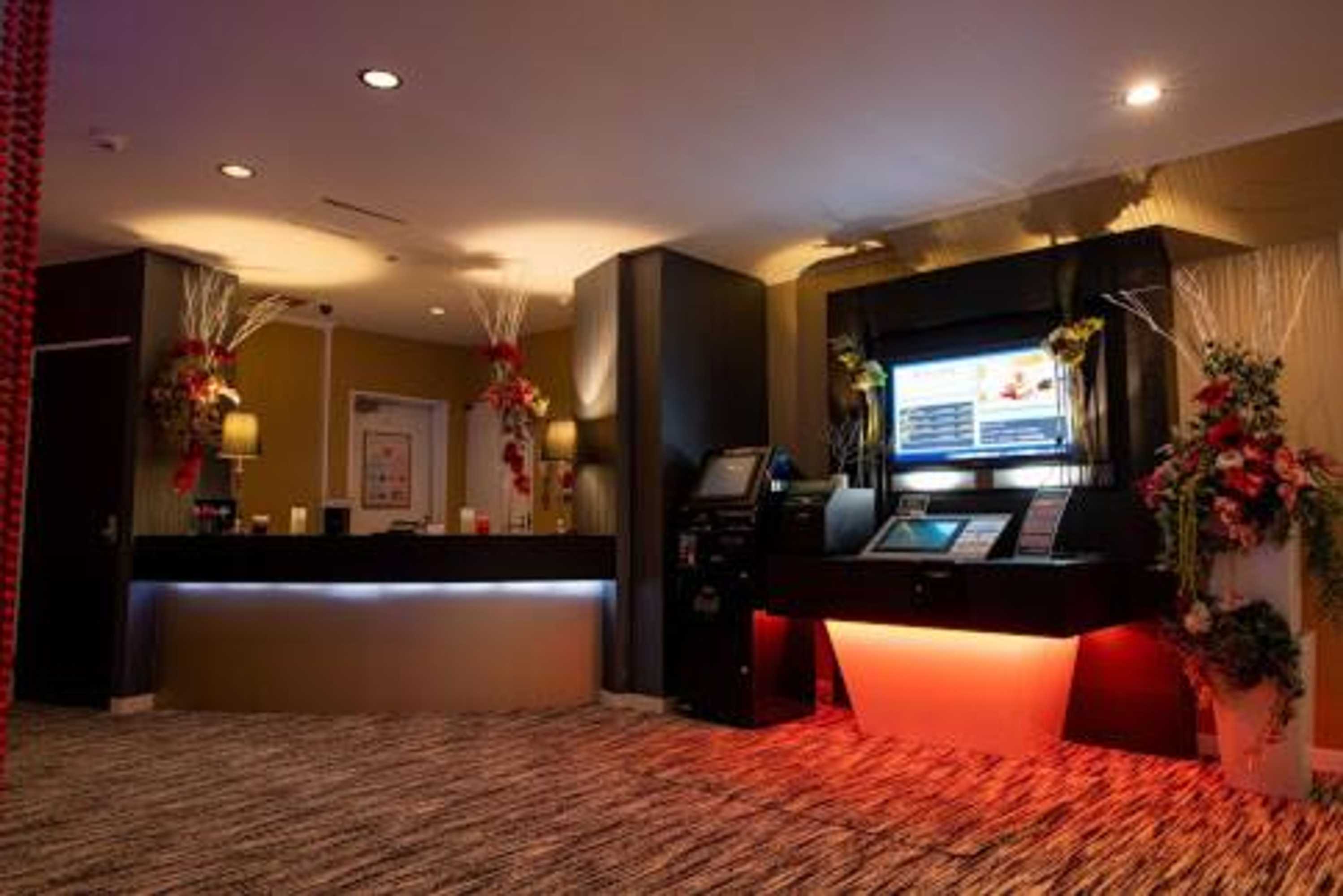 Gift card for Hotel Brooks (adult Only )
