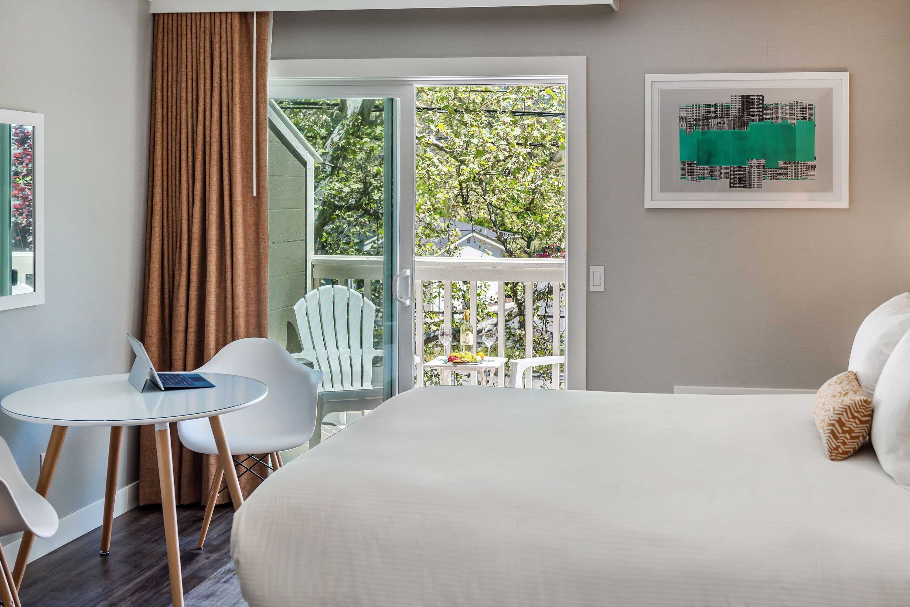 Gift card for Upvalley Inn & Hot Springs Napa Valley, Ascend Hotel Collection Gift card for Upvalley Inn & Hot Springs Napa Valley, Ascend Hotel Collection