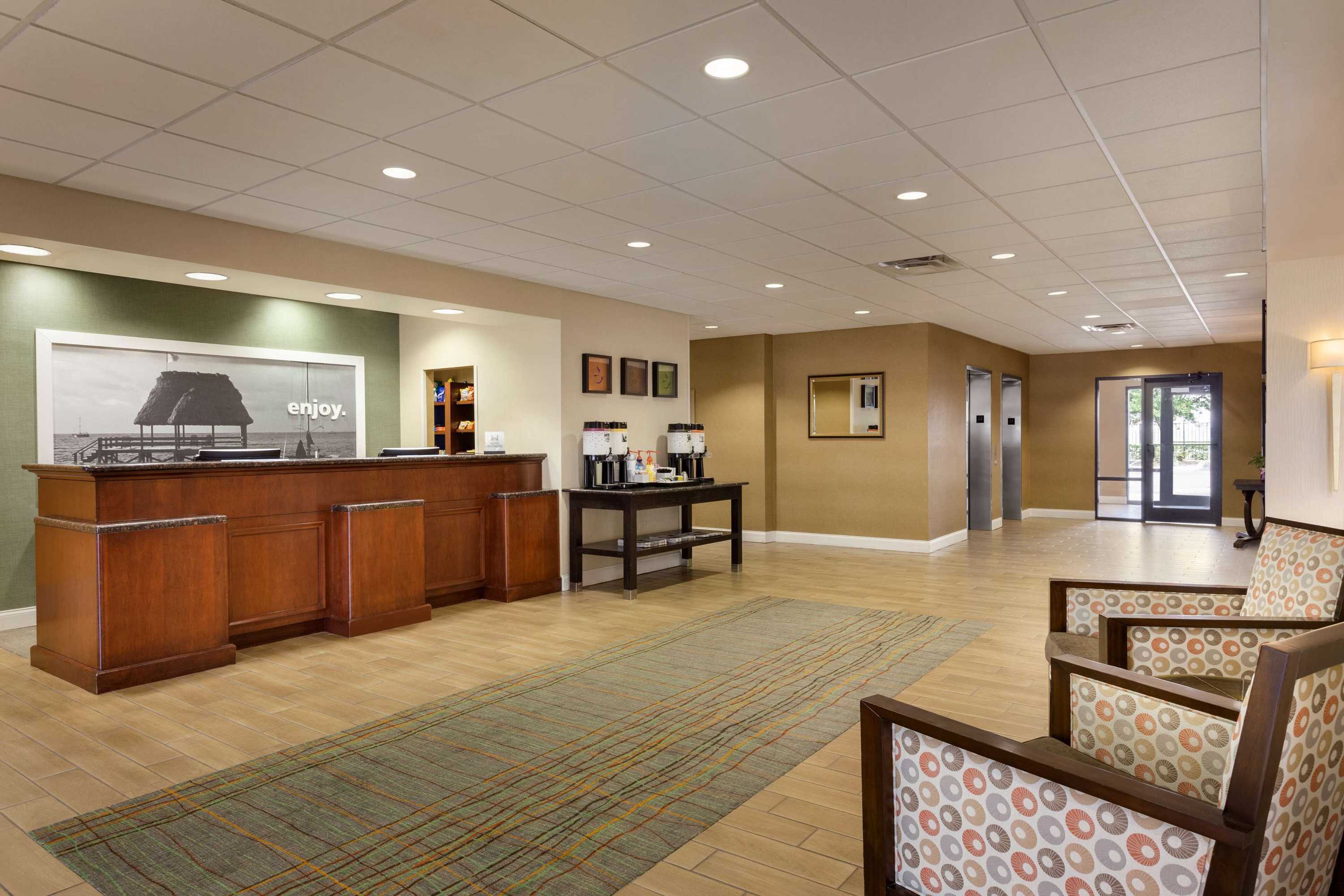 Gift card for Hampton Inn & Suites Largo Gift card for Hampton Inn & Suites Largo