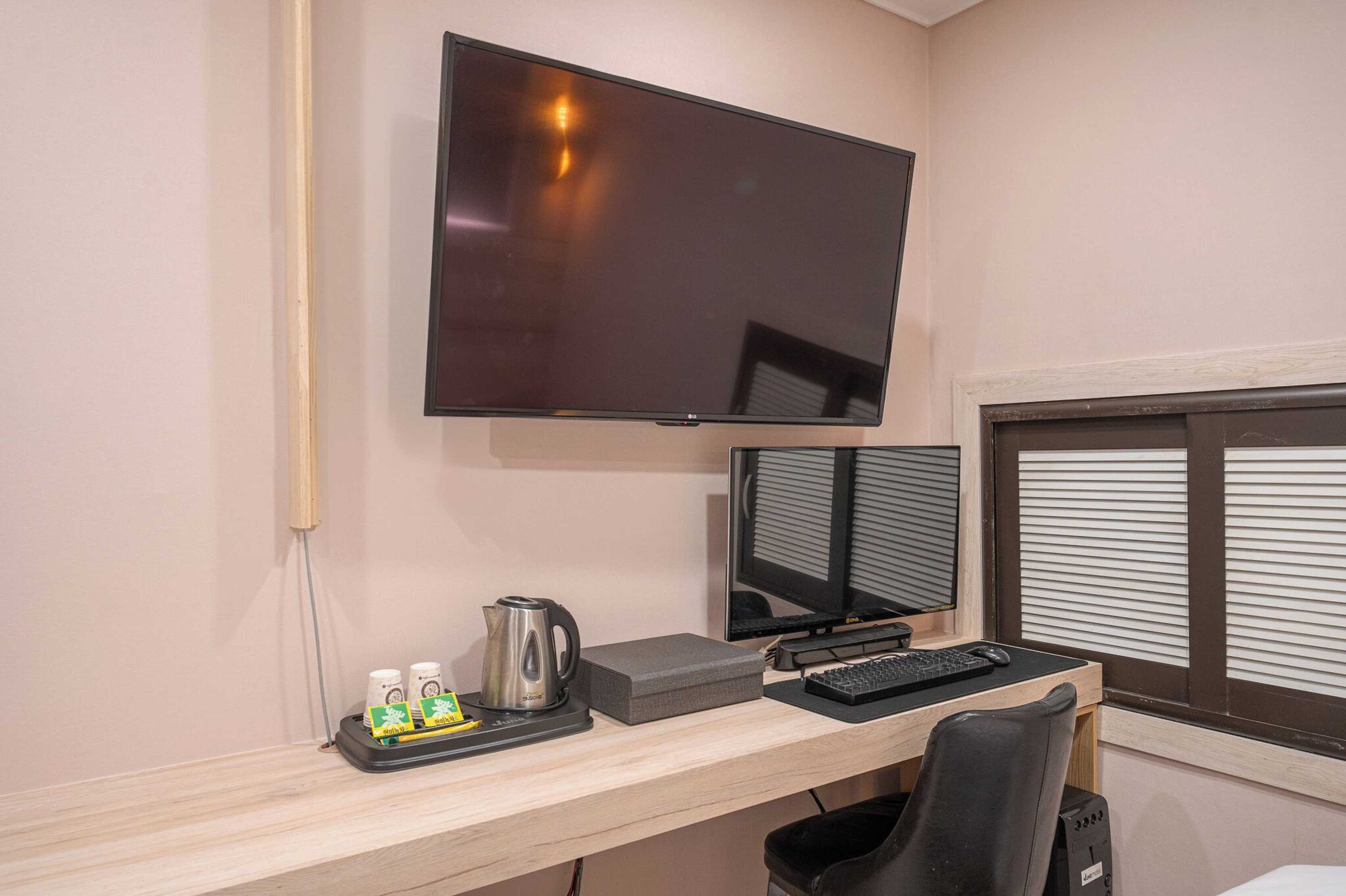 Gift card for Ilsan Hwajeong June