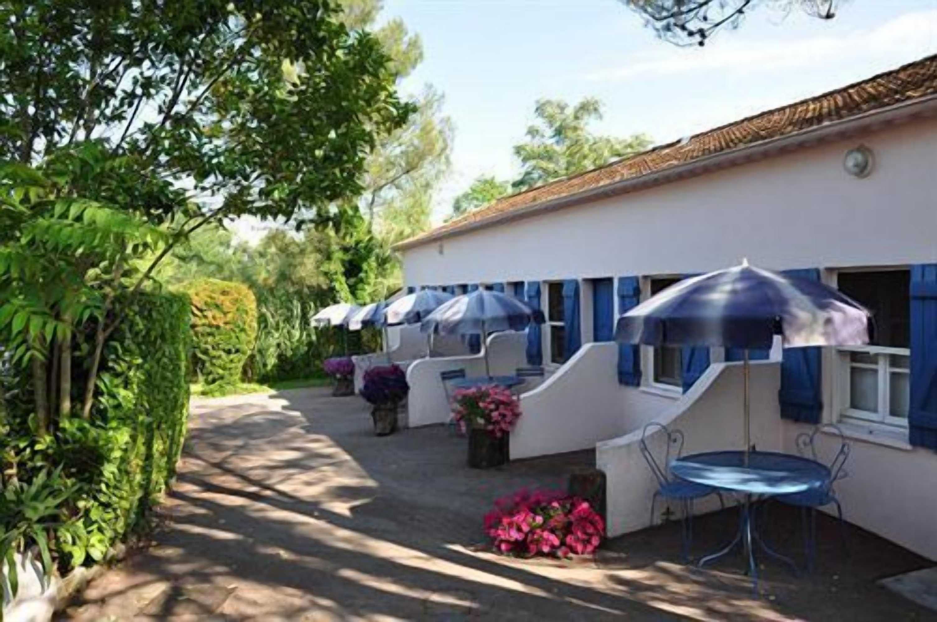 Gift card for Hôtel Les Liserons de Mougins Gift card for Hôtel Les Liserons de Mougins