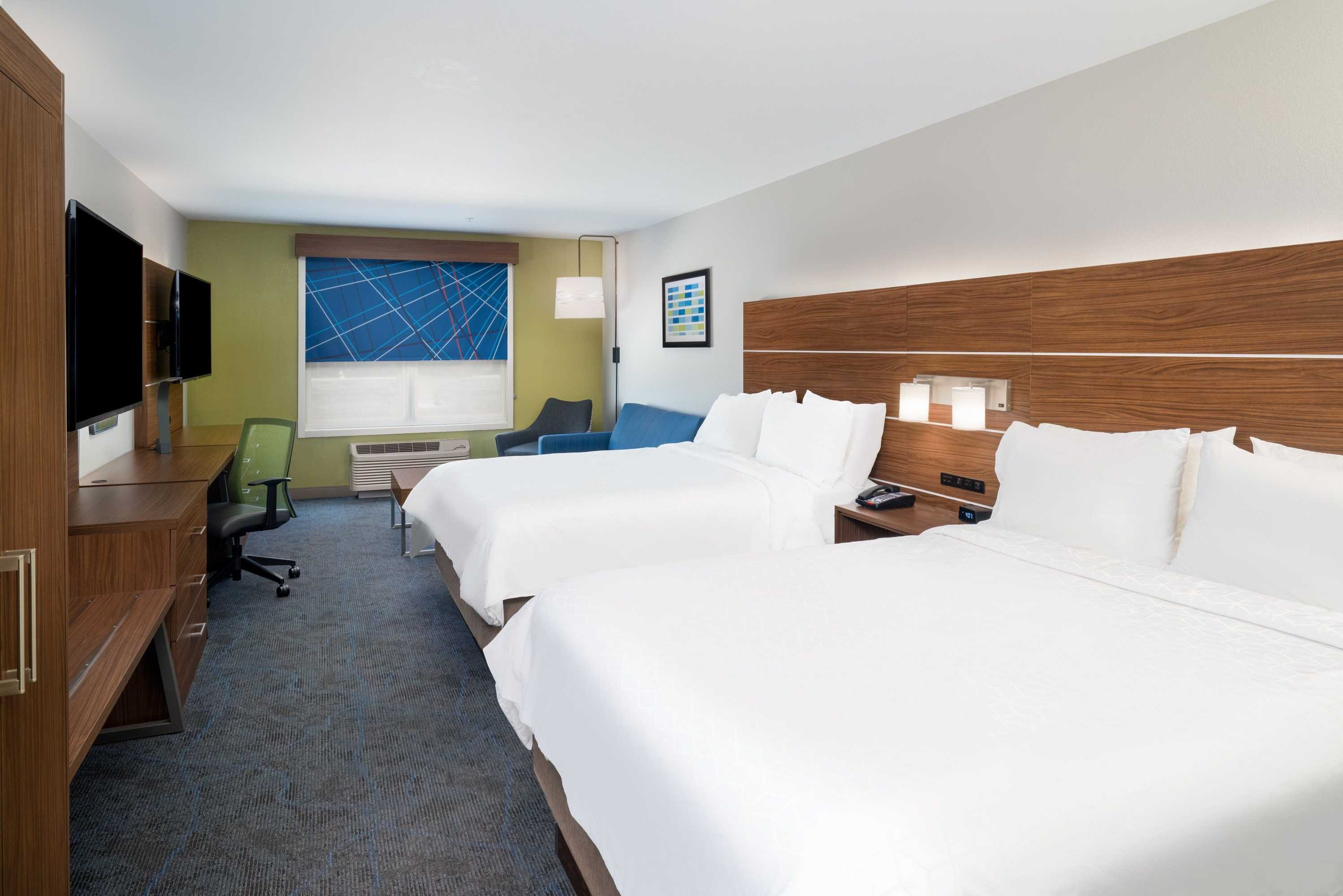 Gift card for Holiday Inn Express & Suites Dahlonega by Ihg Gift card for Holiday Inn Express & Suites Dahlonega by Ihg