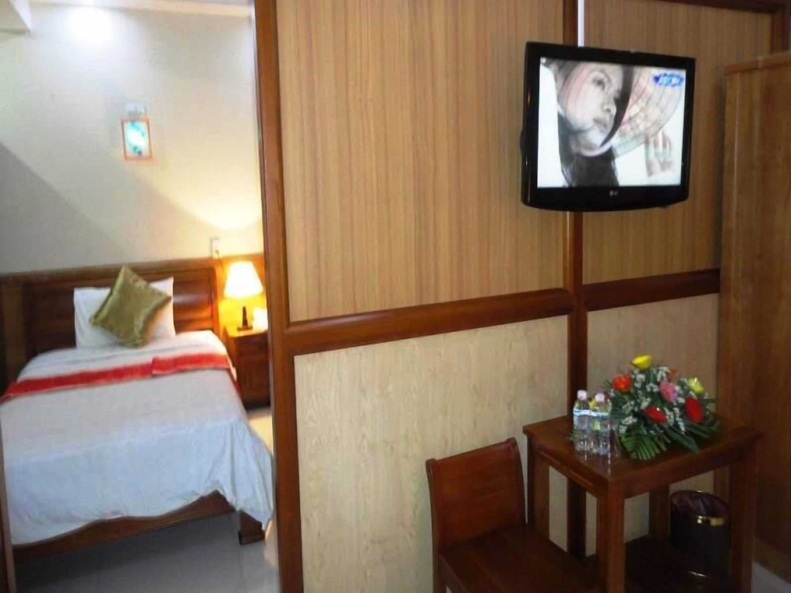 Gift card for Hoang Yen Canary Hotel Gift card for Hoang Yen Canary Hotel