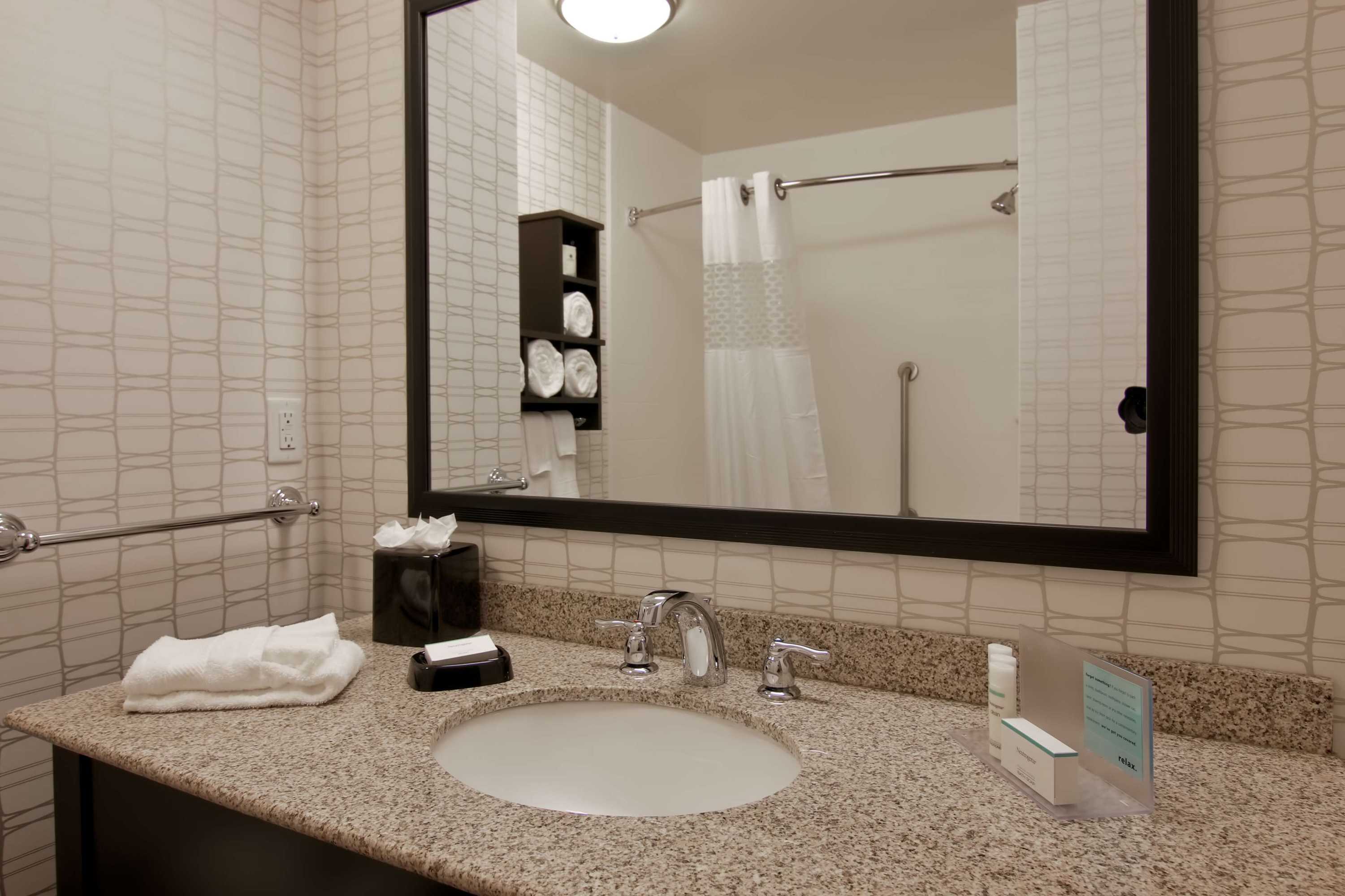 Gift card for Hampton Inn & Suites Bellevue Downtown-Seattle Gift card for Hampton Inn & Suites Bellevue Downtown-Seattle