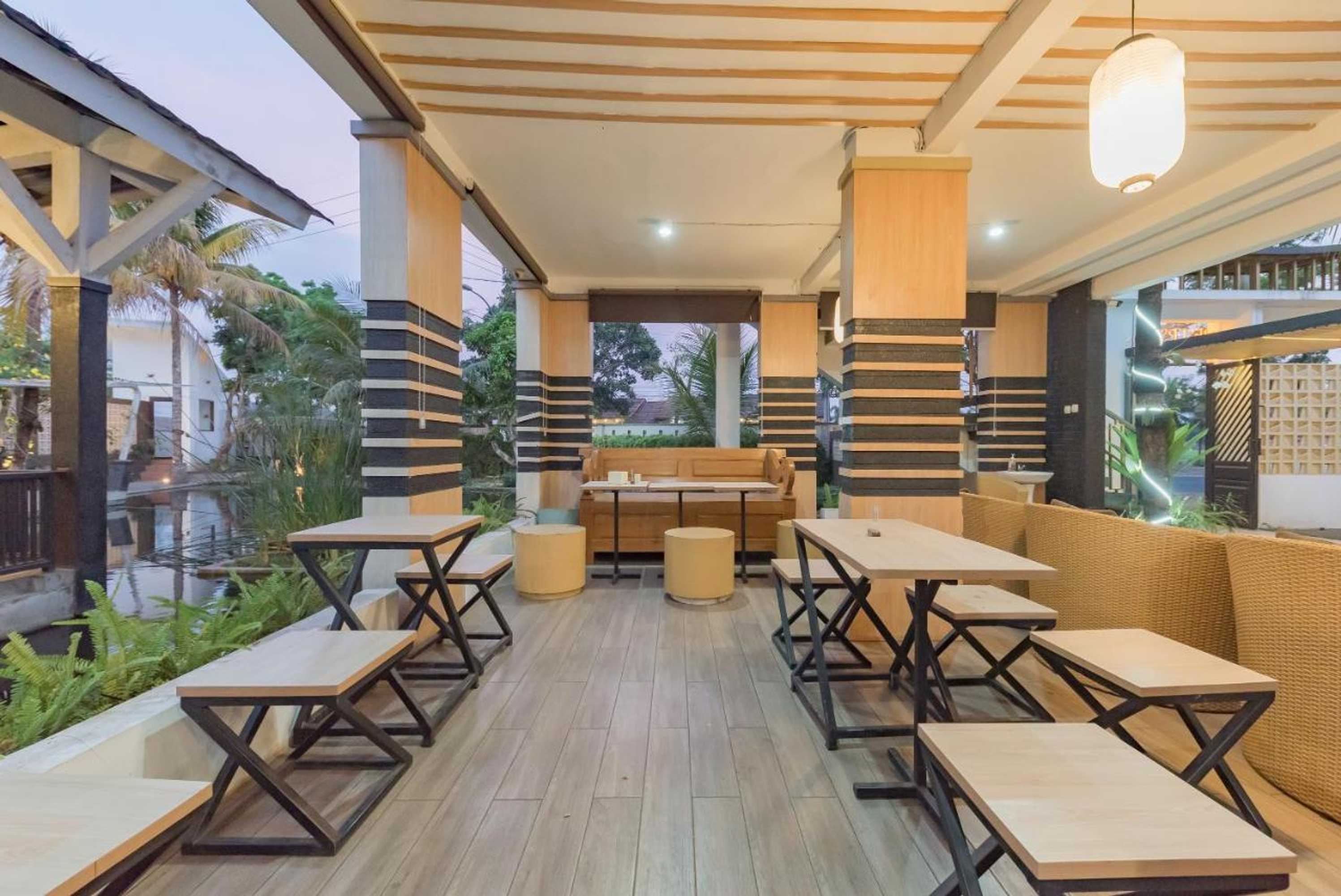 Gift card for Urbanview Hotel Khayrizsan Tasikmalaya by Reddoorz Gift card for Urbanview Hotel Khayrizsan Tasikmalaya by Reddoorz