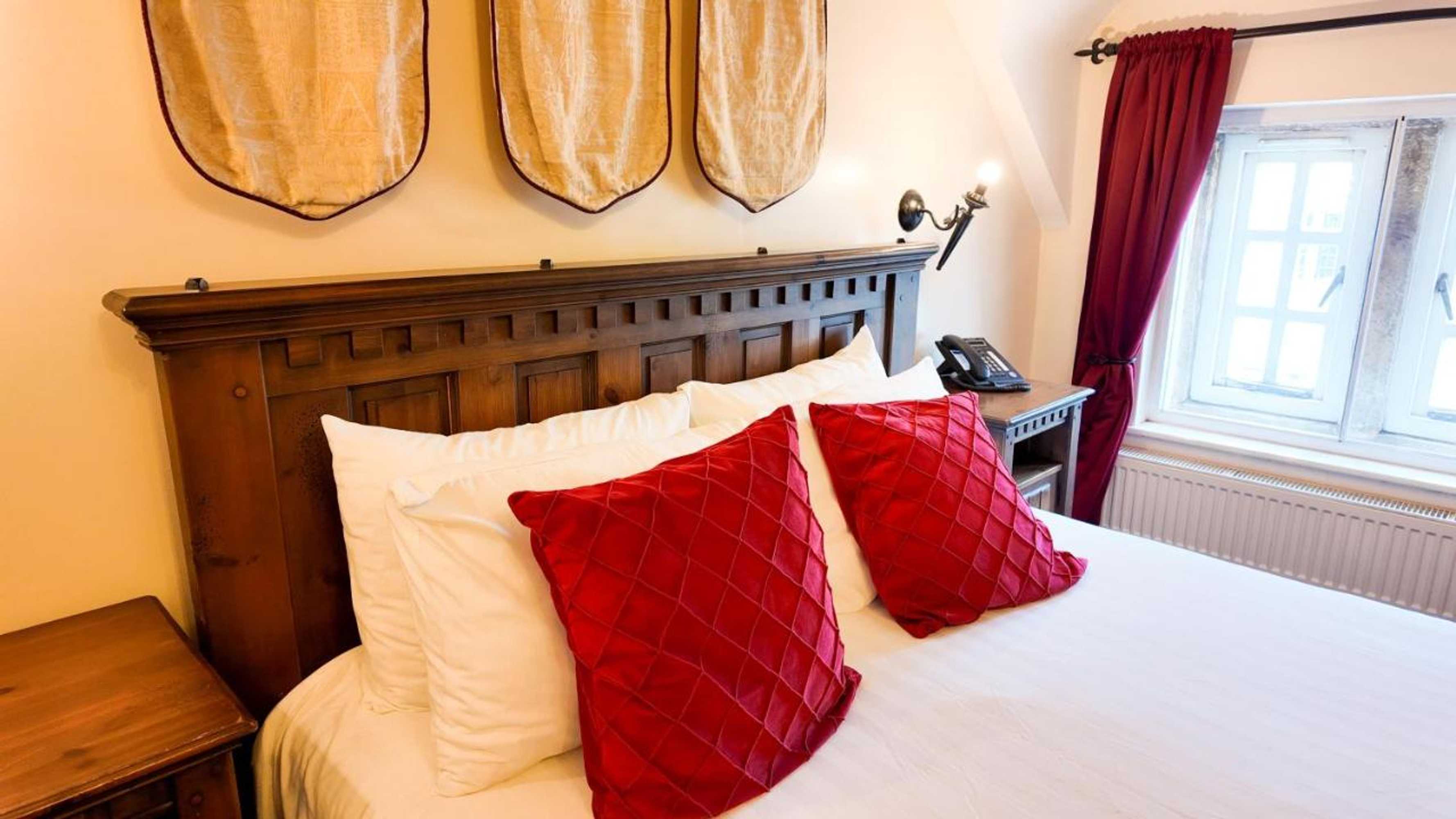 Gift card for Santo's Higham Farm Hotel