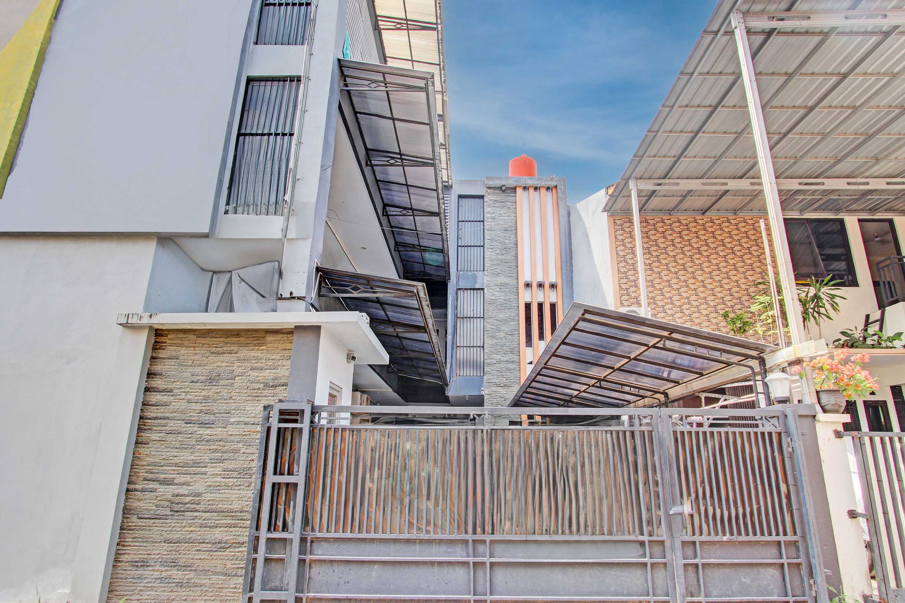 Gift card for Oyo 93209 Guest House Cemara 3