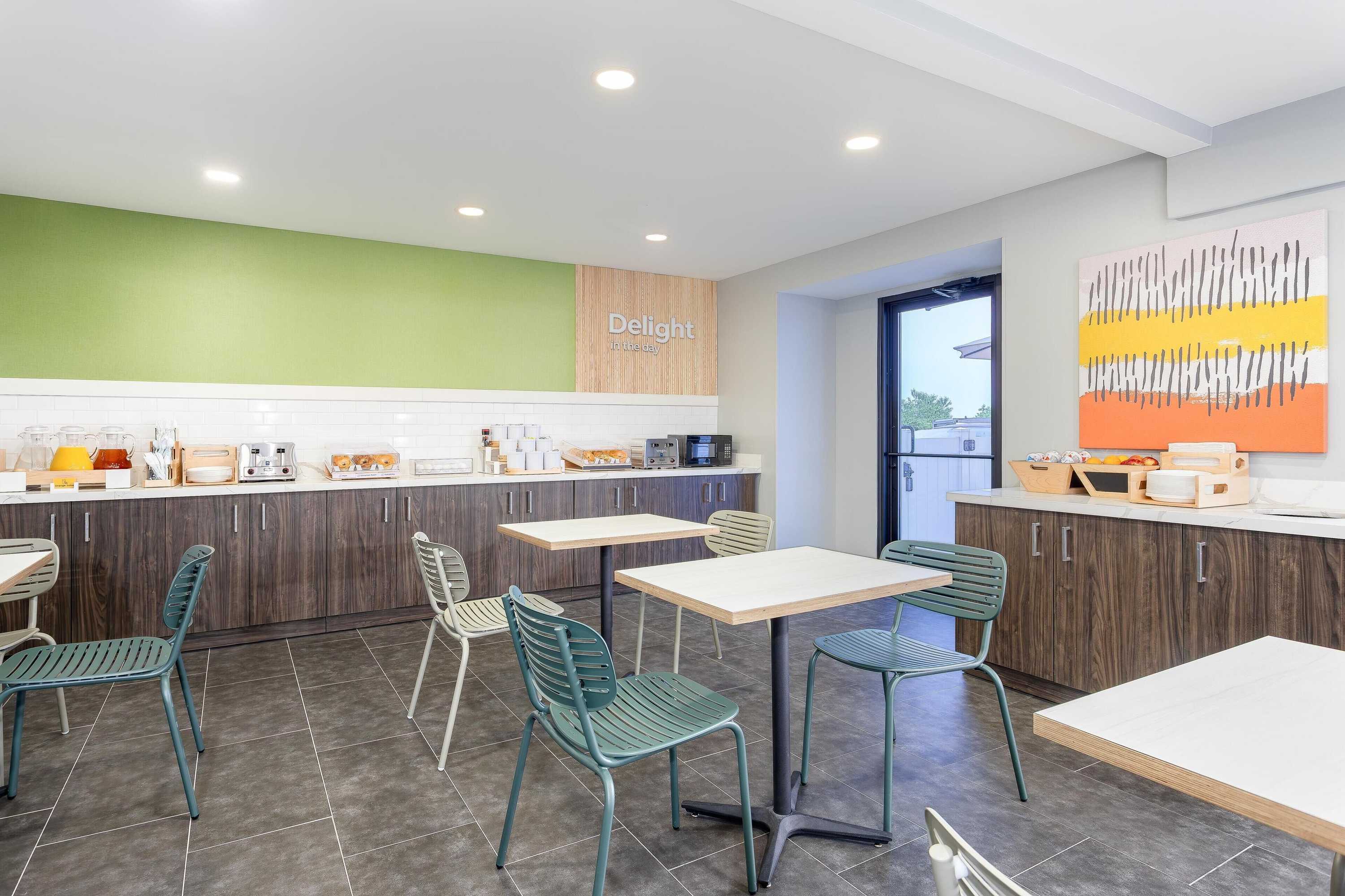 Gift card for Spark by Hilton Clarion