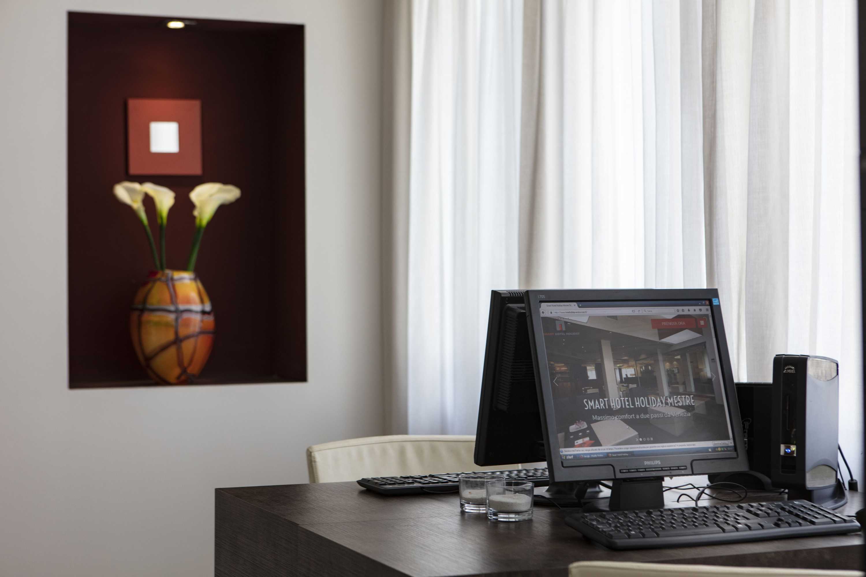 Gift card for Smart Hotel Holiday