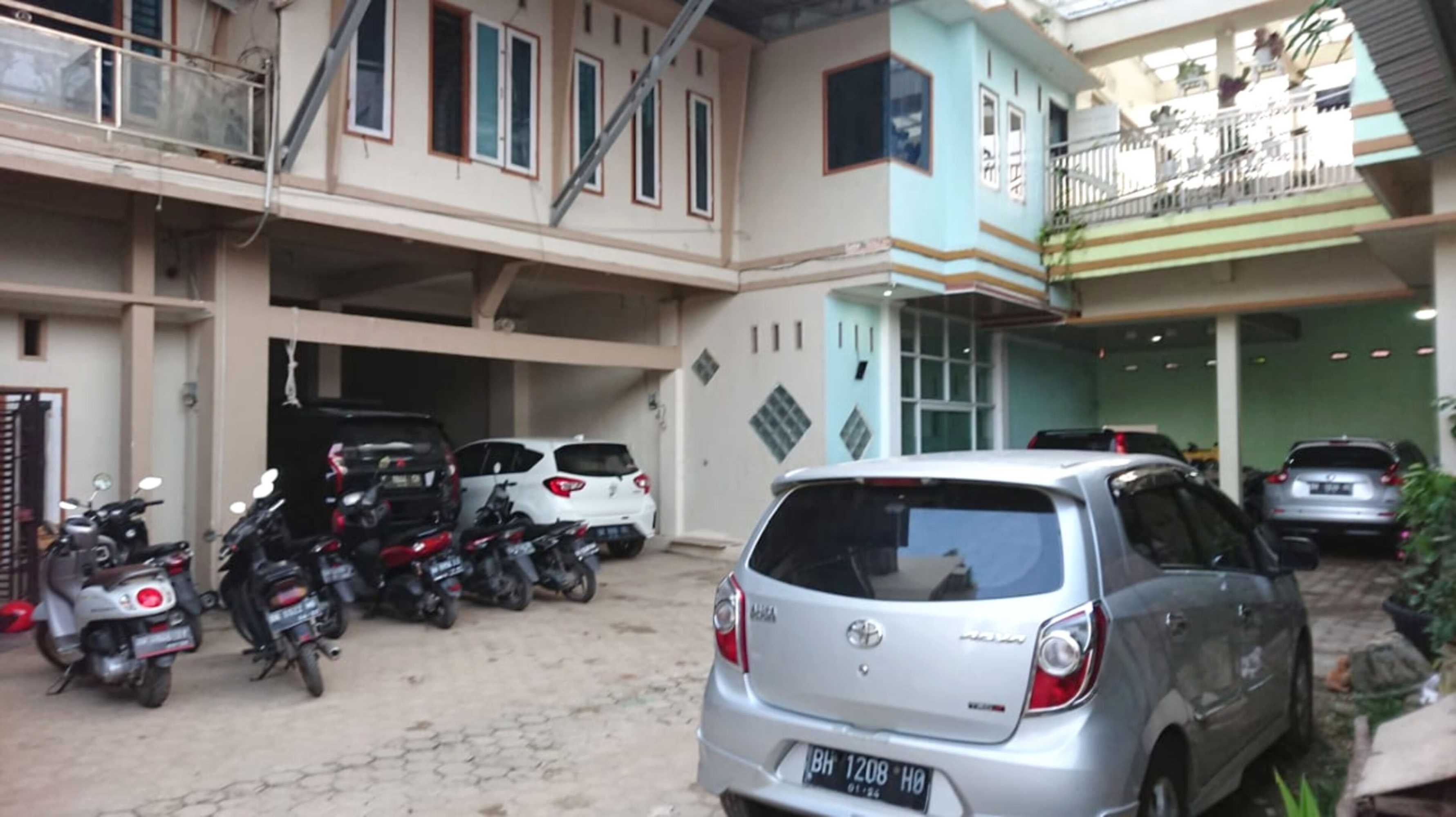 Gift card for Oyo 92596 Al-Razzaq Guest House Gift card for Oyo 92596 Al-Razzaq Guest House