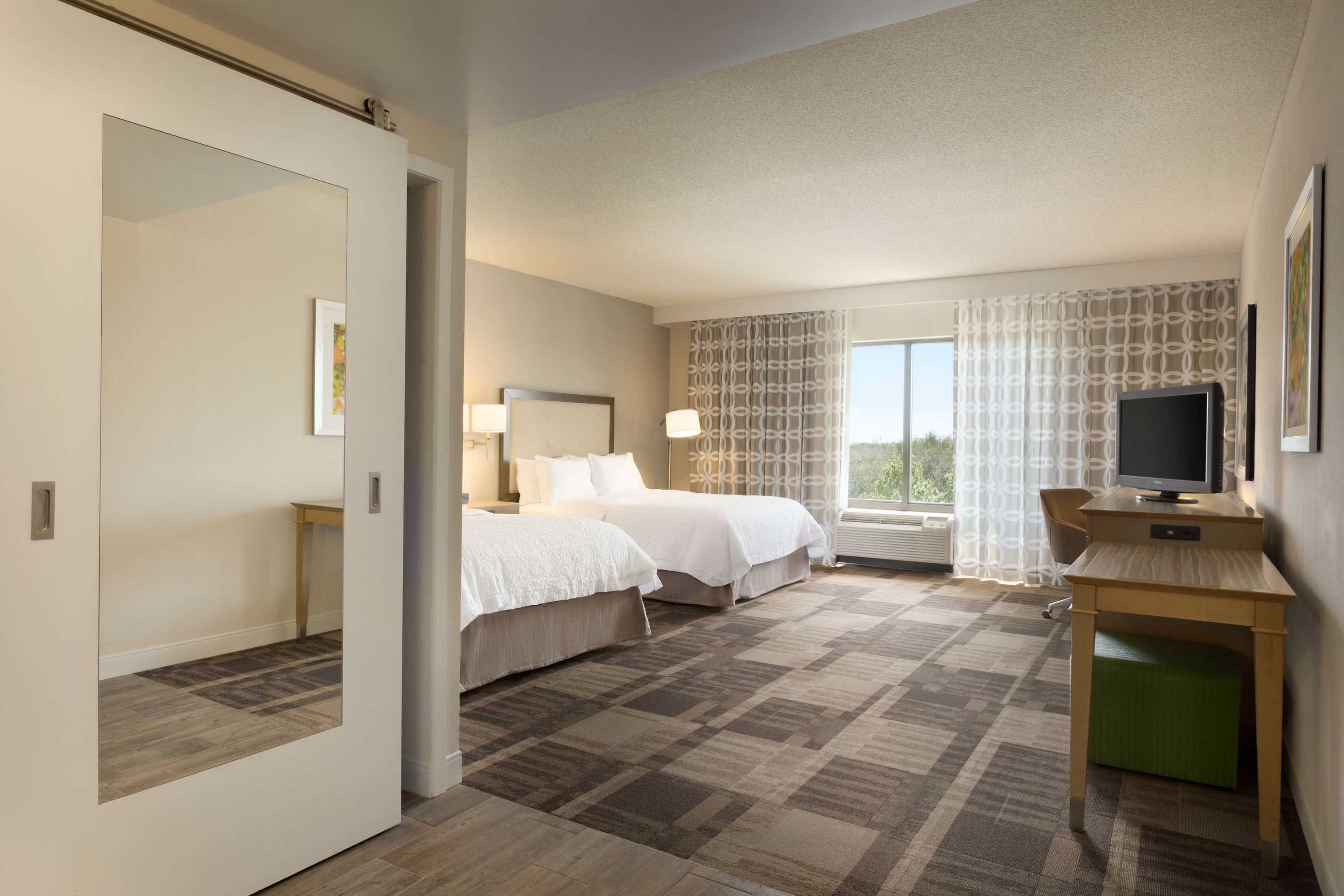 Gift card for Hampton Inn & Suites Largo Gift card for Hampton Inn & Suites Largo