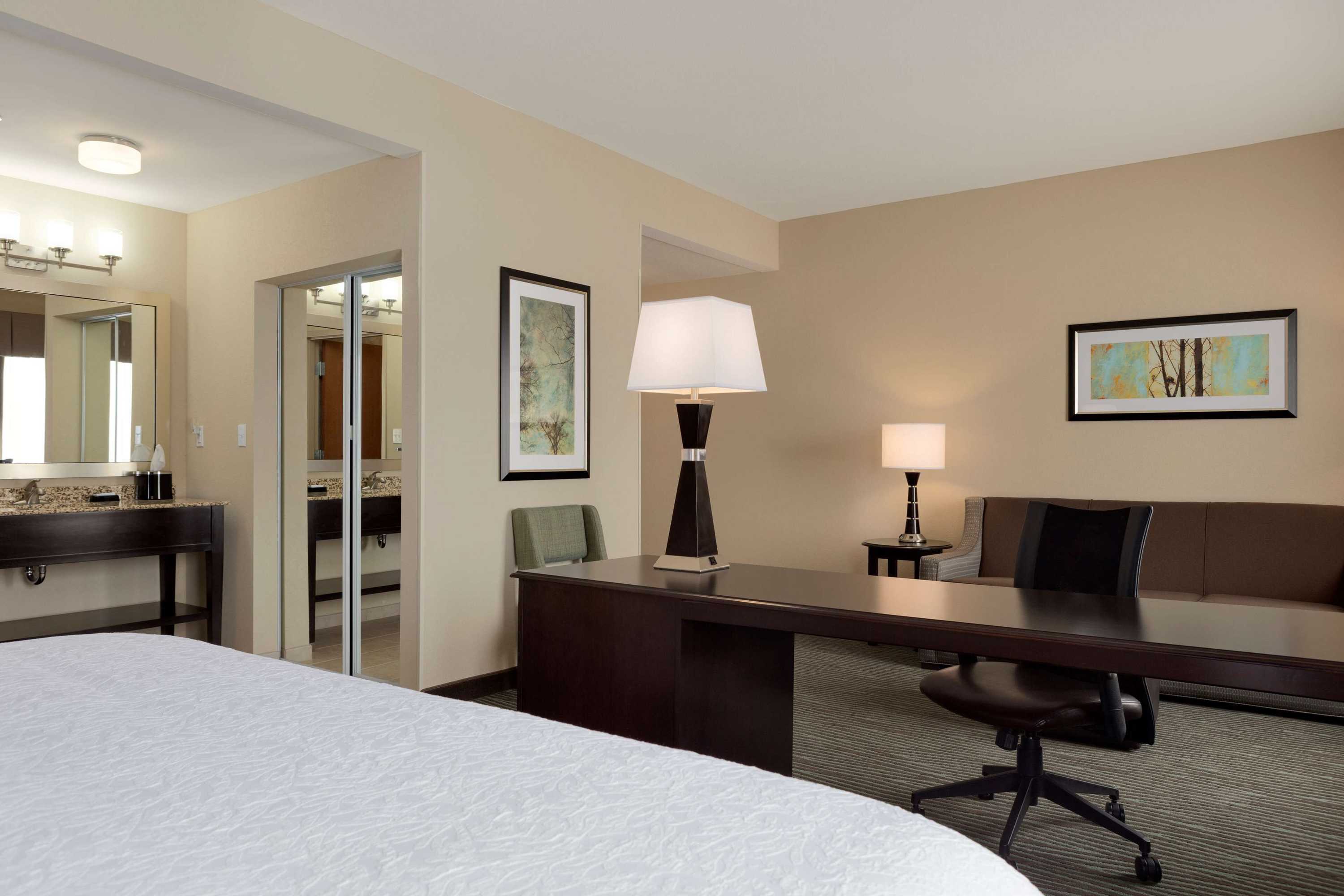 Gift card for Hampton Inn & Suites Parkersburg Downtown Gift card for Hampton Inn & Suites Parkersburg Downtown
