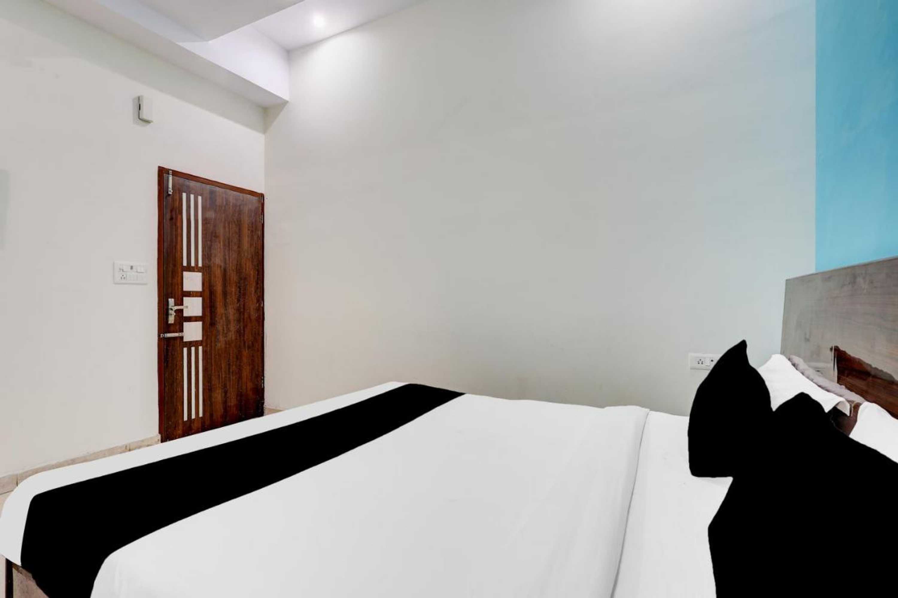 Gift card for Oyo 14634 Star Guest House Gift card for Oyo 14634 Star Guest House