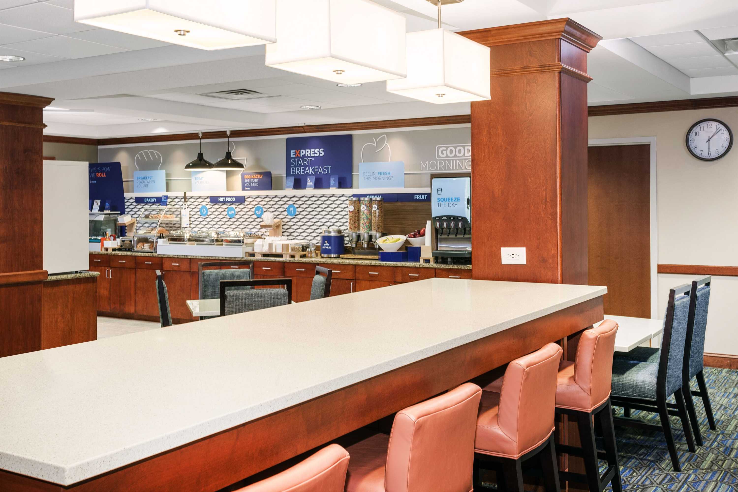 Gift card for Holiday Inn Express Hotel & Suites Seabrook by Ihg Gift card for Holiday Inn Express Hotel & Suites Seabrook by Ihg
