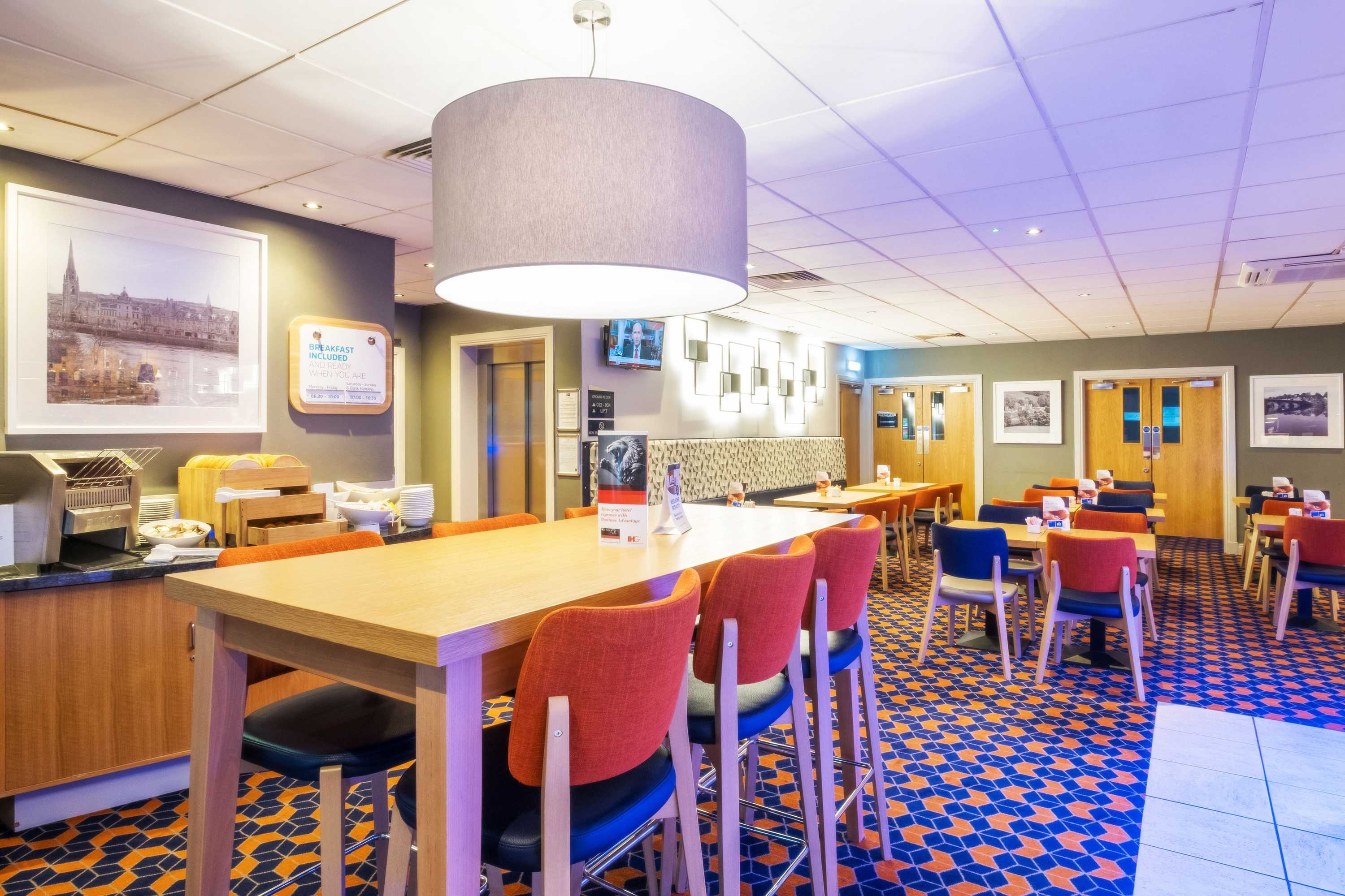 Gift card for Holiday Inn Express Perth by Ihg Gift card for Holiday Inn Express Perth by Ihg