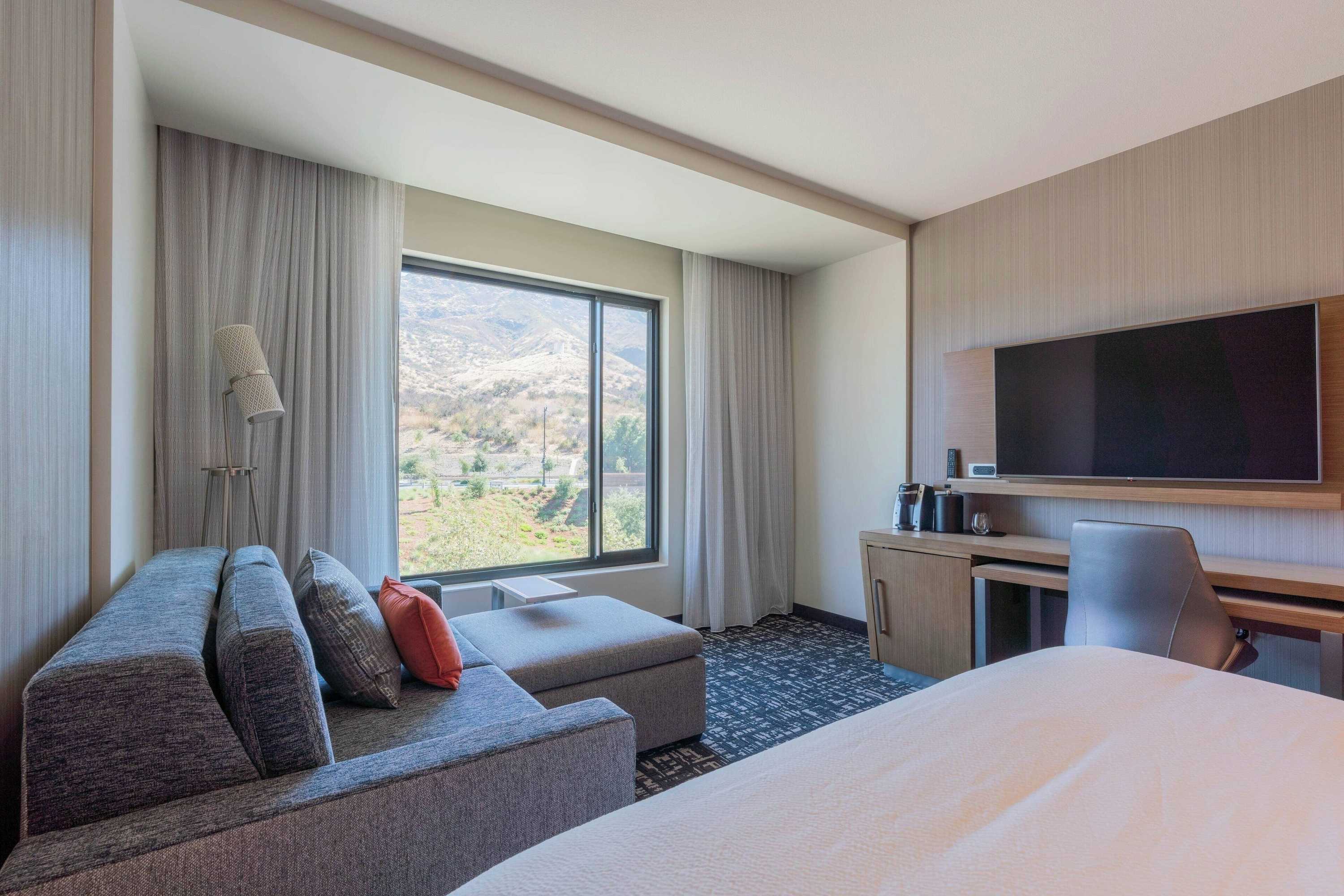Gift card for Courtyard by Marriott Thousand Oaks Agoura Hills Gift card for Courtyard by Marriott Thousand Oaks Agoura Hills