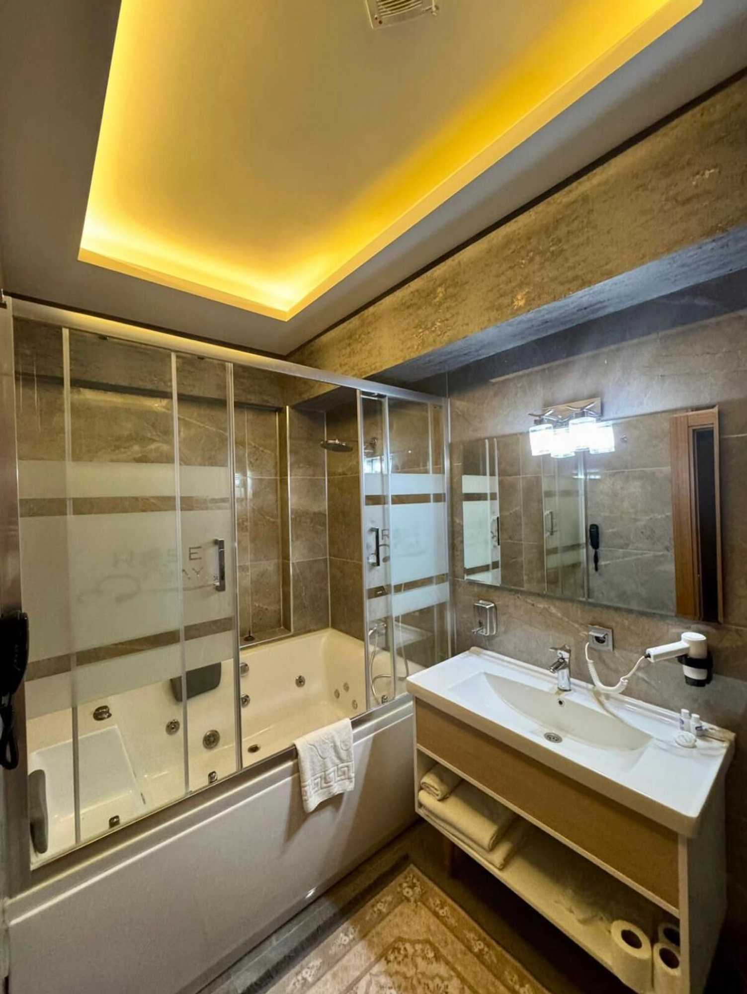 Gift card for Golden Rose Deluxe Hotel