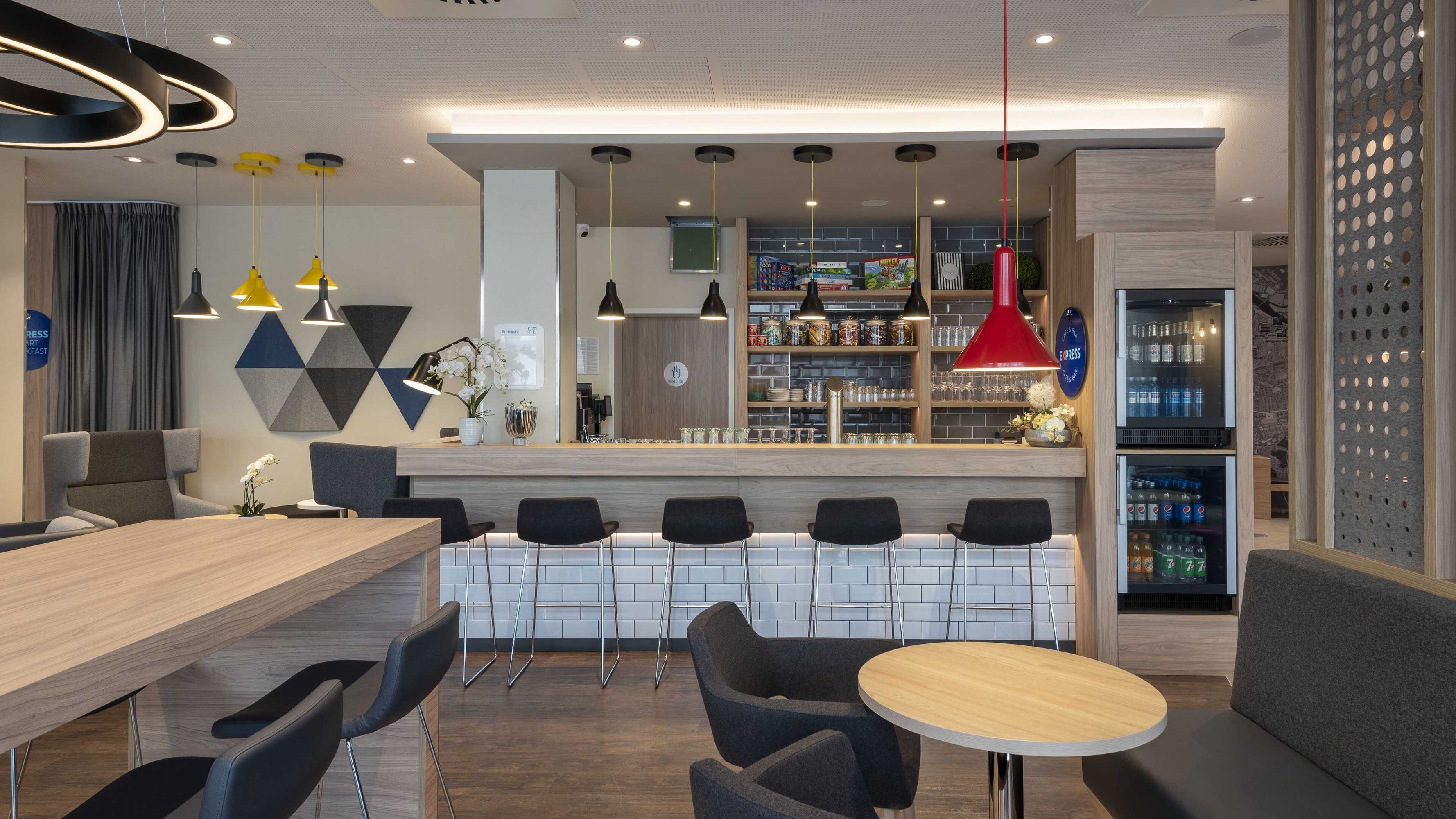 Gift card for Holiday Inn Express Offenbach by Ihg Gift card for Holiday Inn Express Offenbach by Ihg