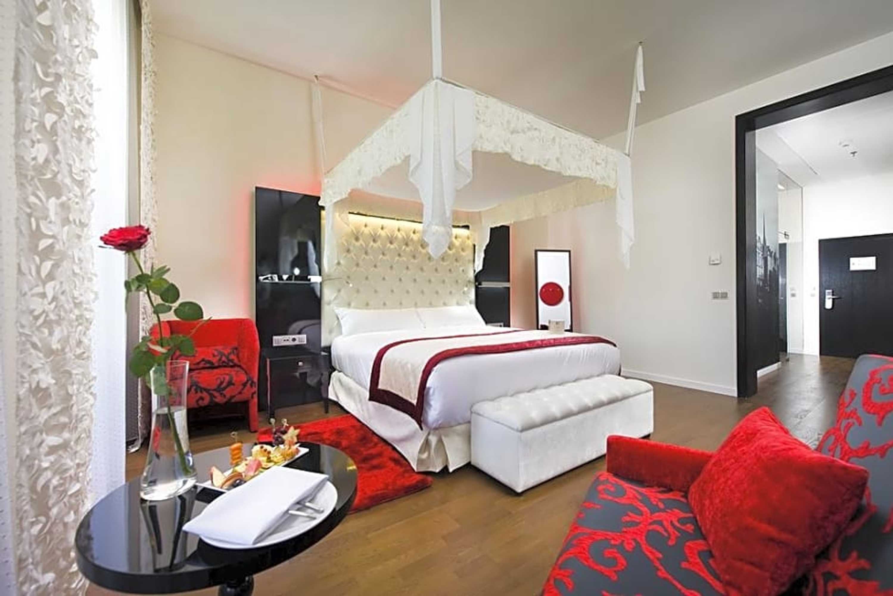 Gift card for Verno House Budapest, Vignette Collection by Ihg Gift card for Verno House Budapest, Vignette Collection by Ihg