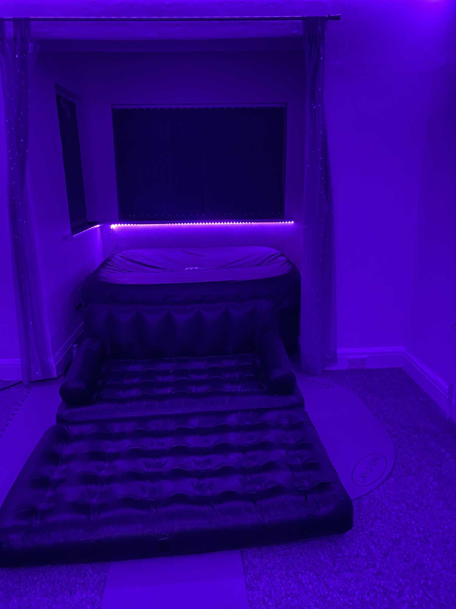 Gift card for Sapphire Suites, Stunning 2-Bed House in Bradford