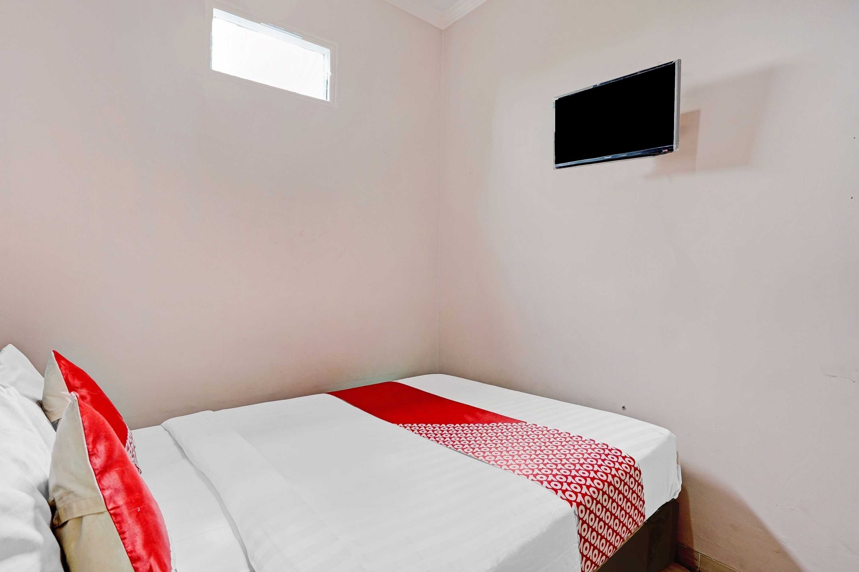 Gift card for Oyo 90234 Dhoho Family Guest House