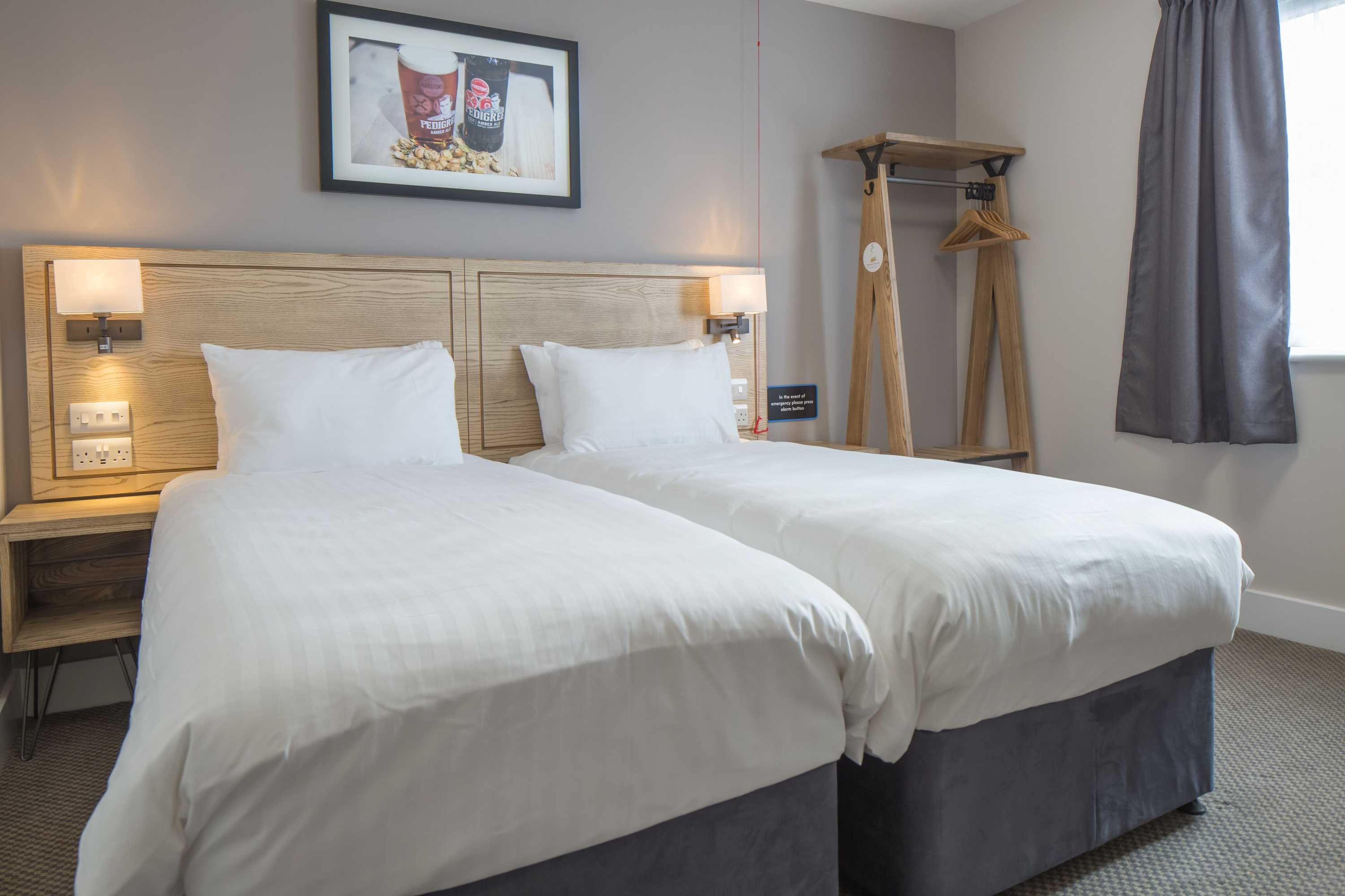 Gift card for Raven’s Cliff, Motherwell by Marston's Inns Gift card for Raven’s Cliff, Motherwell by Marston's Inns