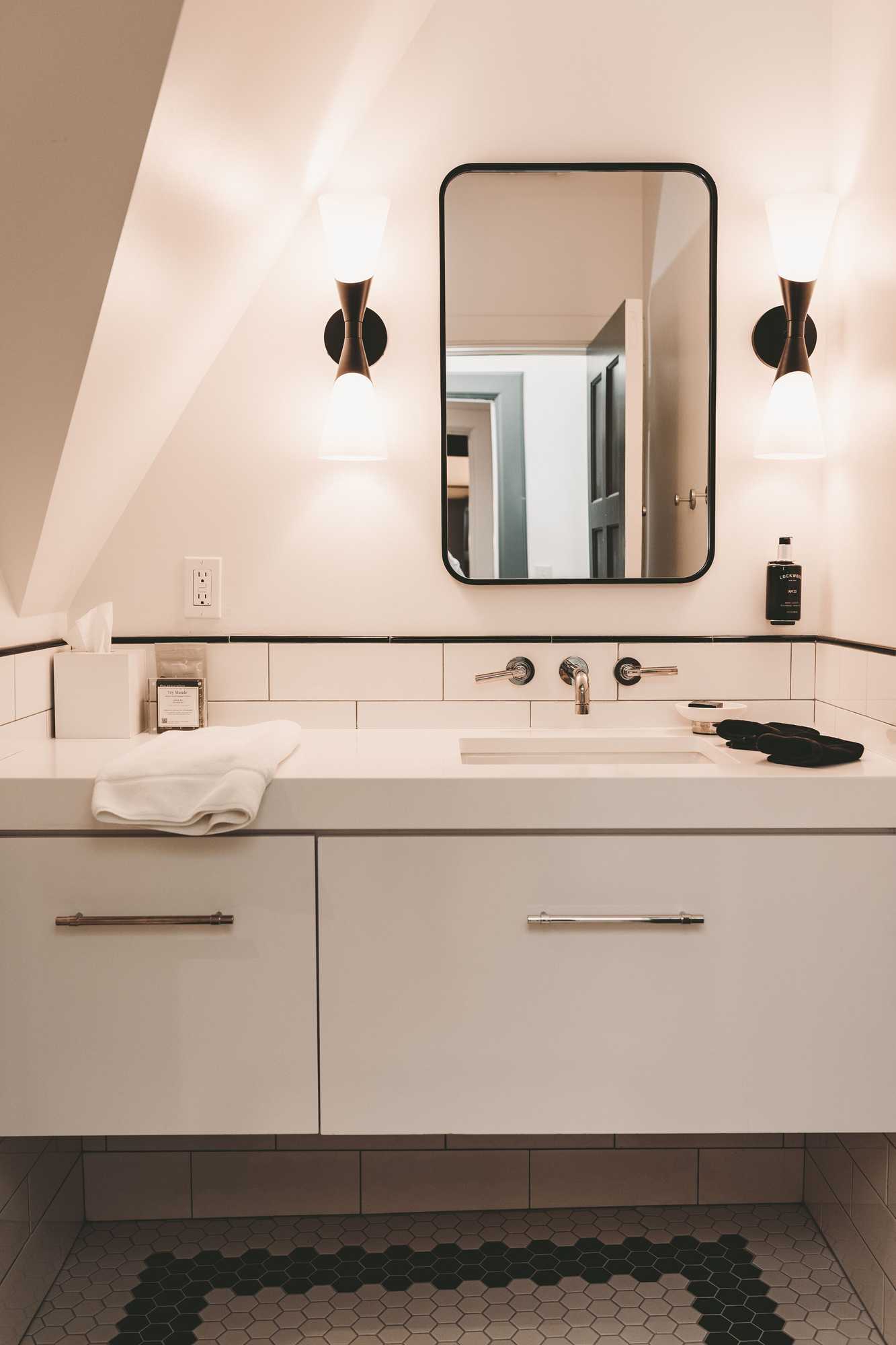 Gift card for The Amelia Gift card for The Amelia