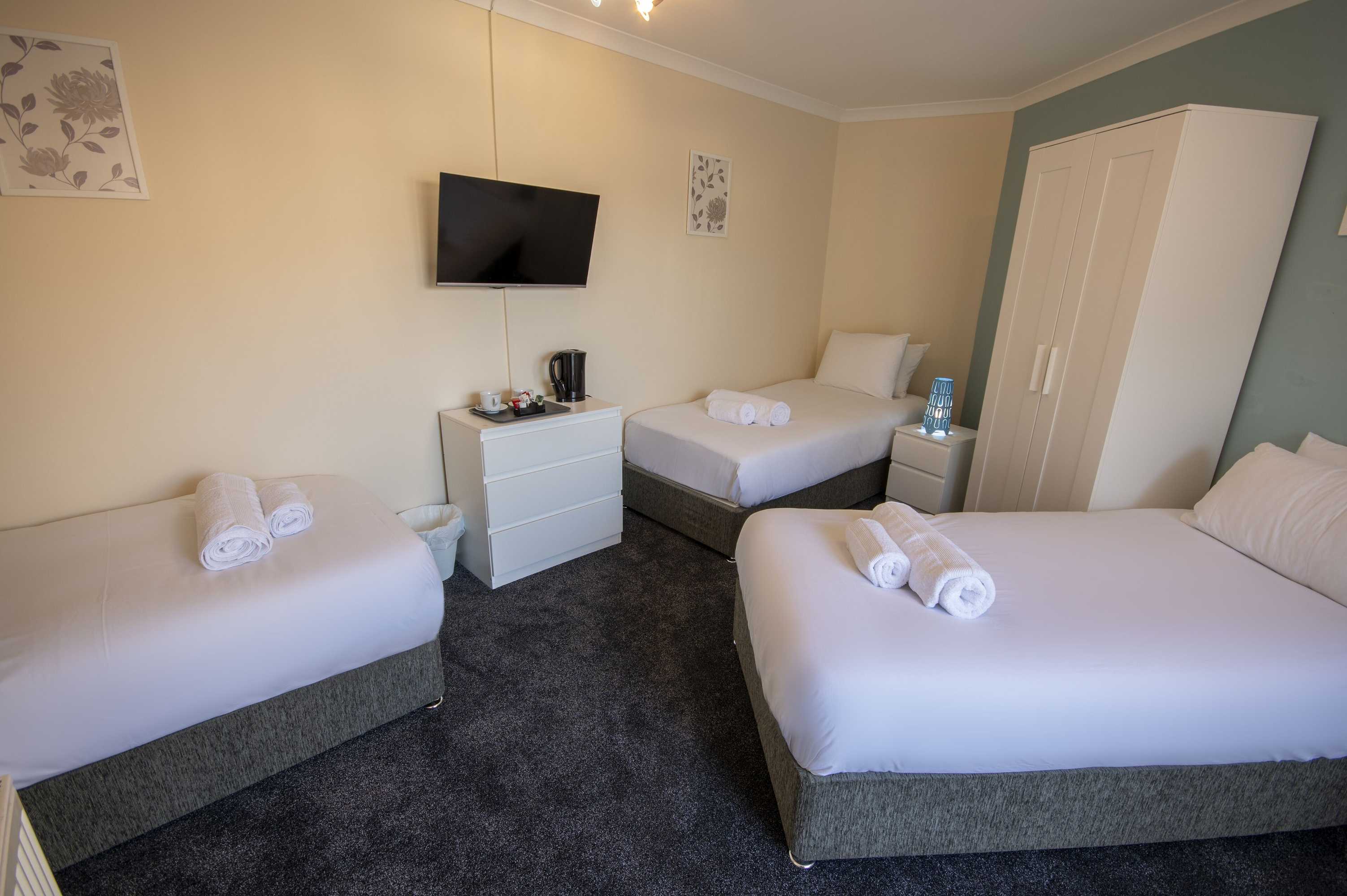 Gift card for Irvine Riverside Guesthouse by Paymán Club Gift card for Irvine Riverside Guesthouse by Paymán Club