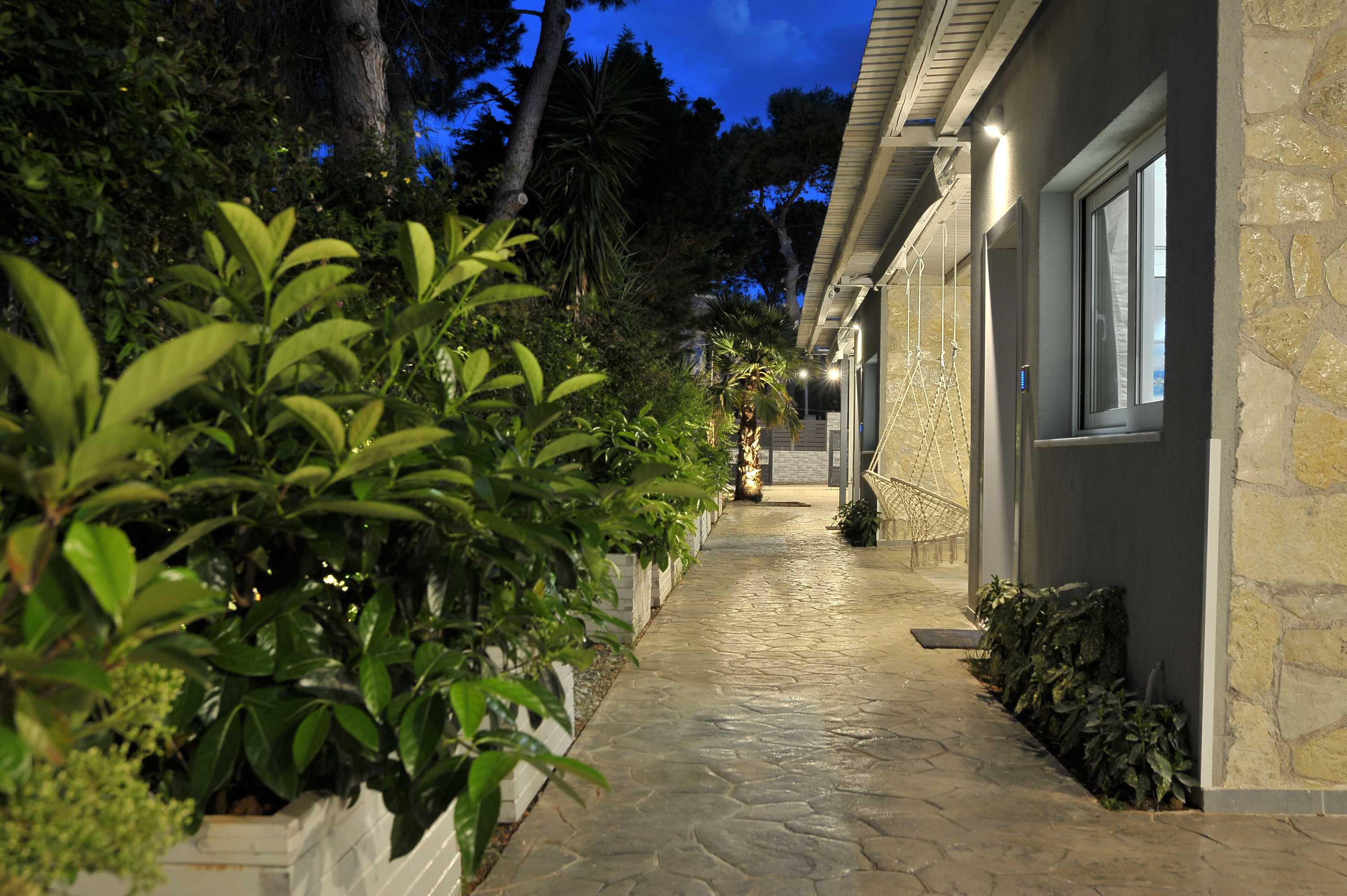 Gift card for Alekos Luxury Suites Free 24h Transportation From - To Airport Gift card for Alekos Luxury Suites Free 24h Transportation From - To Airport