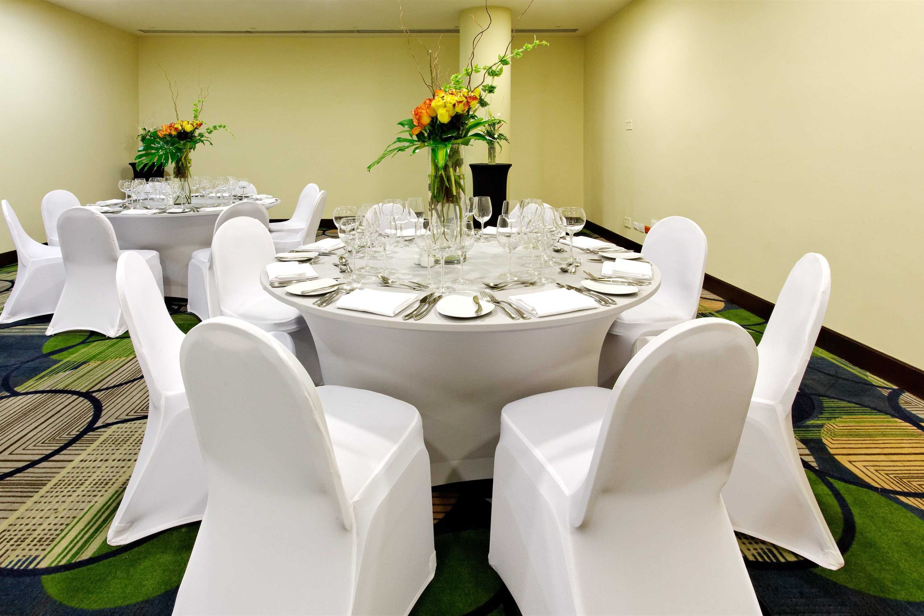 Gift card for Holiday Inn Santo Domingo by Ihg Gift card for Holiday Inn Santo Domingo by Ihg