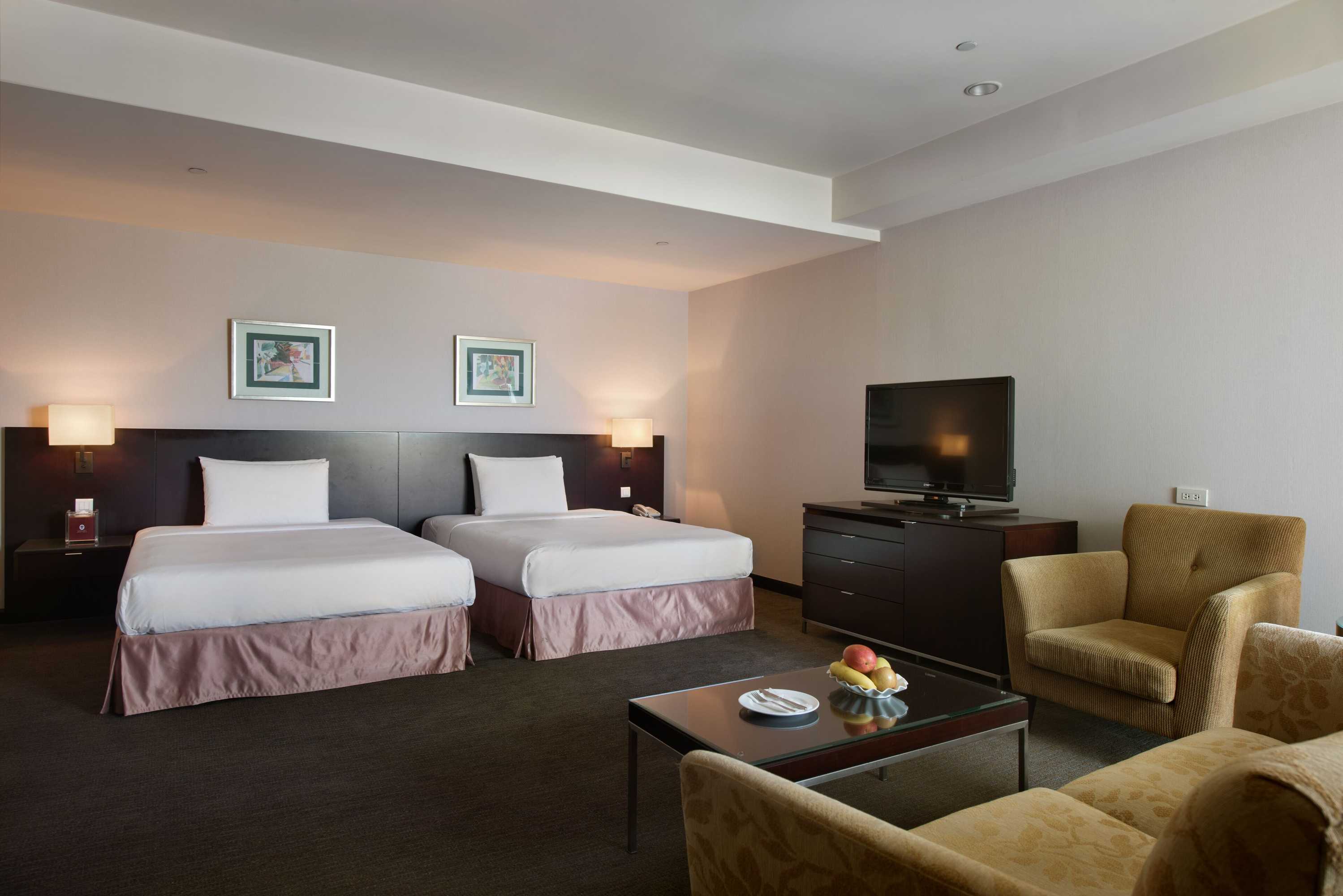 Gift card for Lakeshore Hotel Metropolis