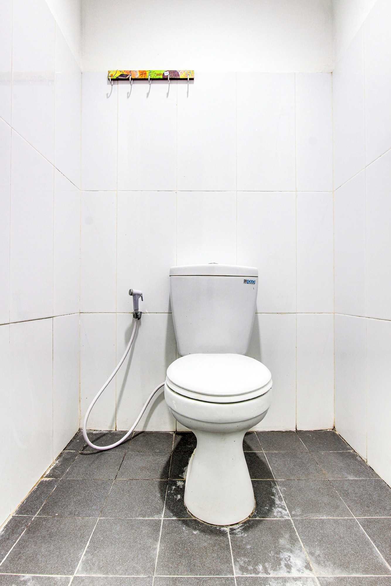 Gift card for Oyo 92479 Pasadena House