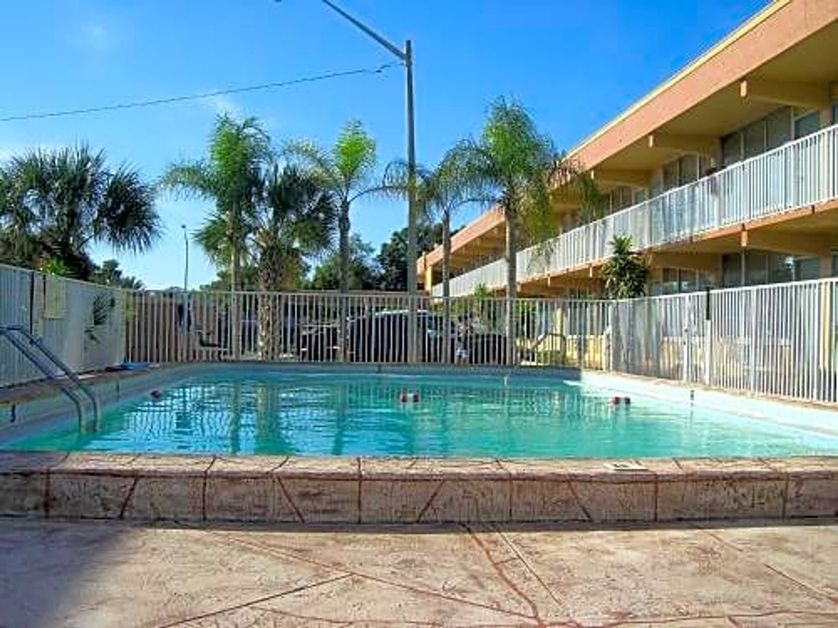 Gift card for America's Best Inn & Suites-Lakeland Gift card for America's Best Inn & Suites-Lakeland