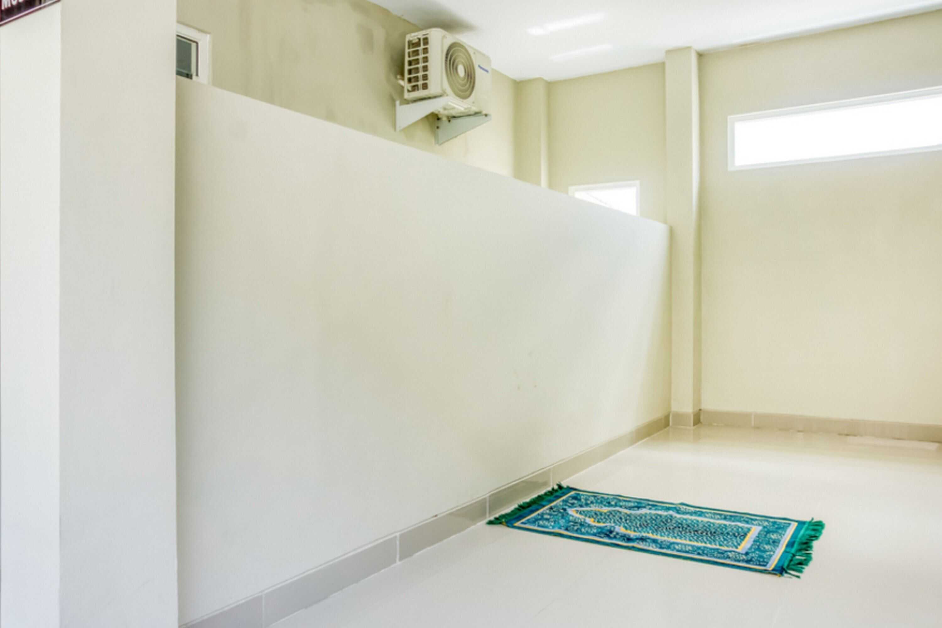 Gift card for Reddoorz @ Plemburan Jakal 2