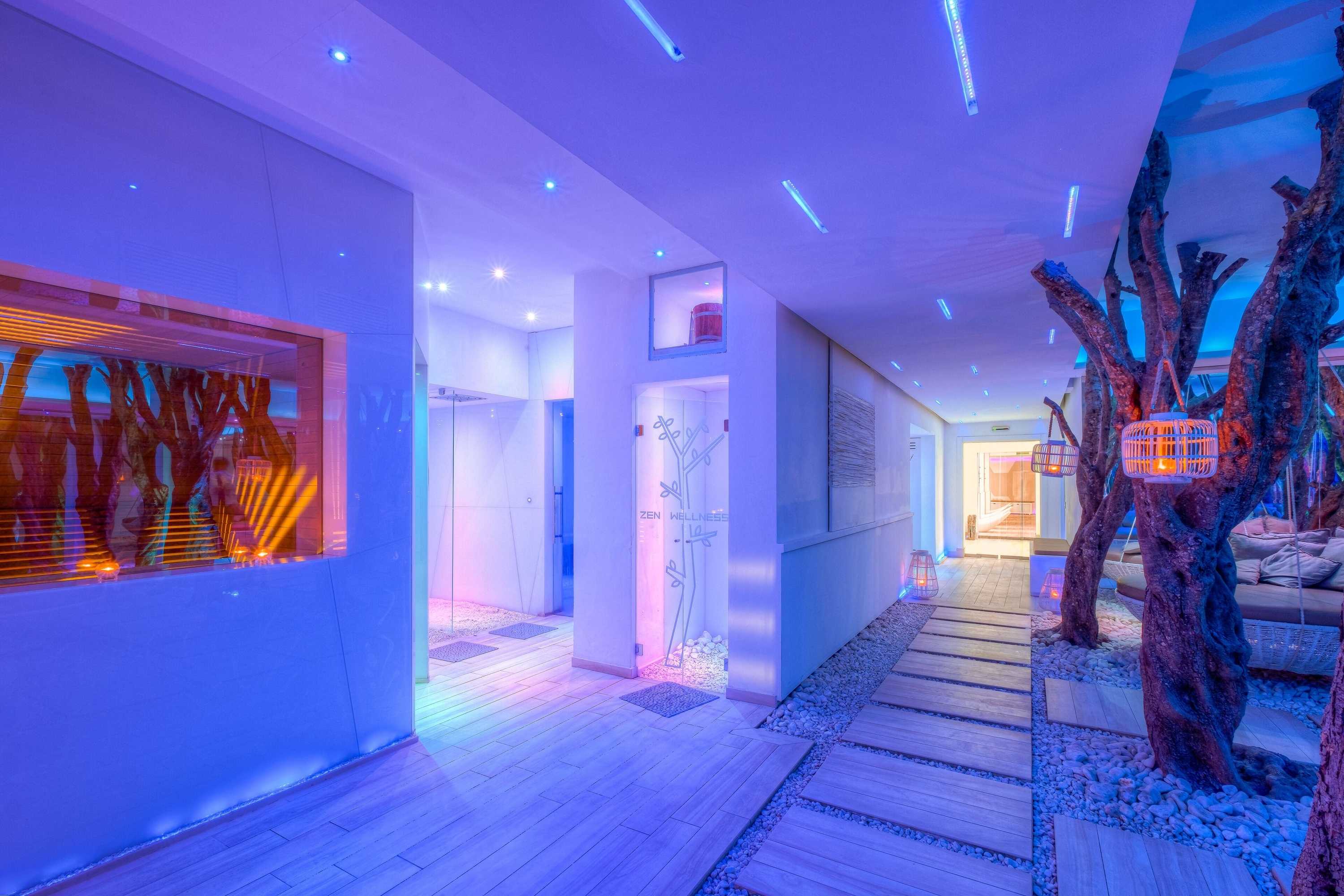 Gift card for Victoria Palace Hotel & Zen Wellness Gift card for Victoria Palace Hotel & Zen Wellness