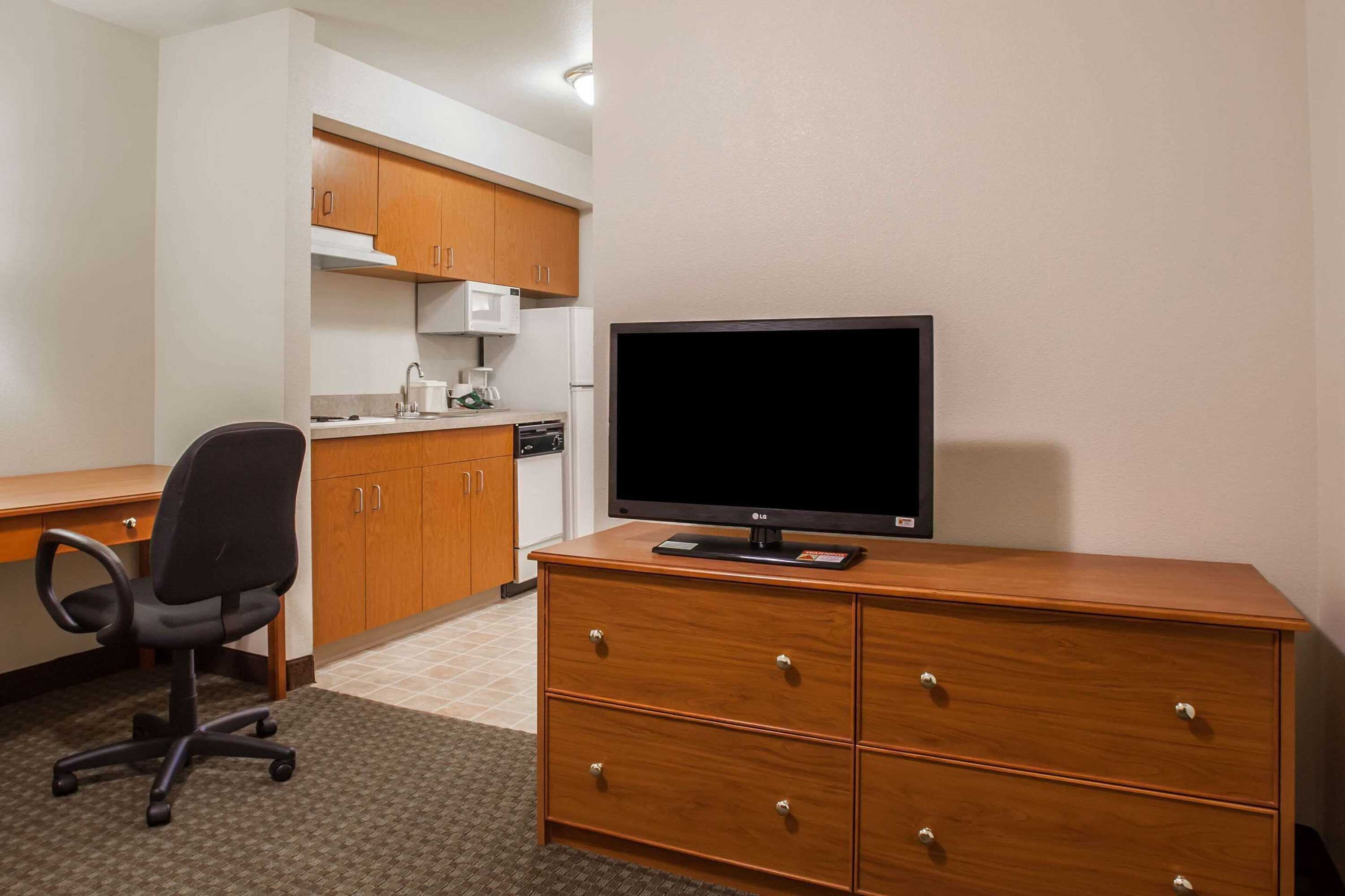Gift card for Quality Inn & Suites Federal Way - Seattle Gift card for Quality Inn & Suites Federal Way - Seattle