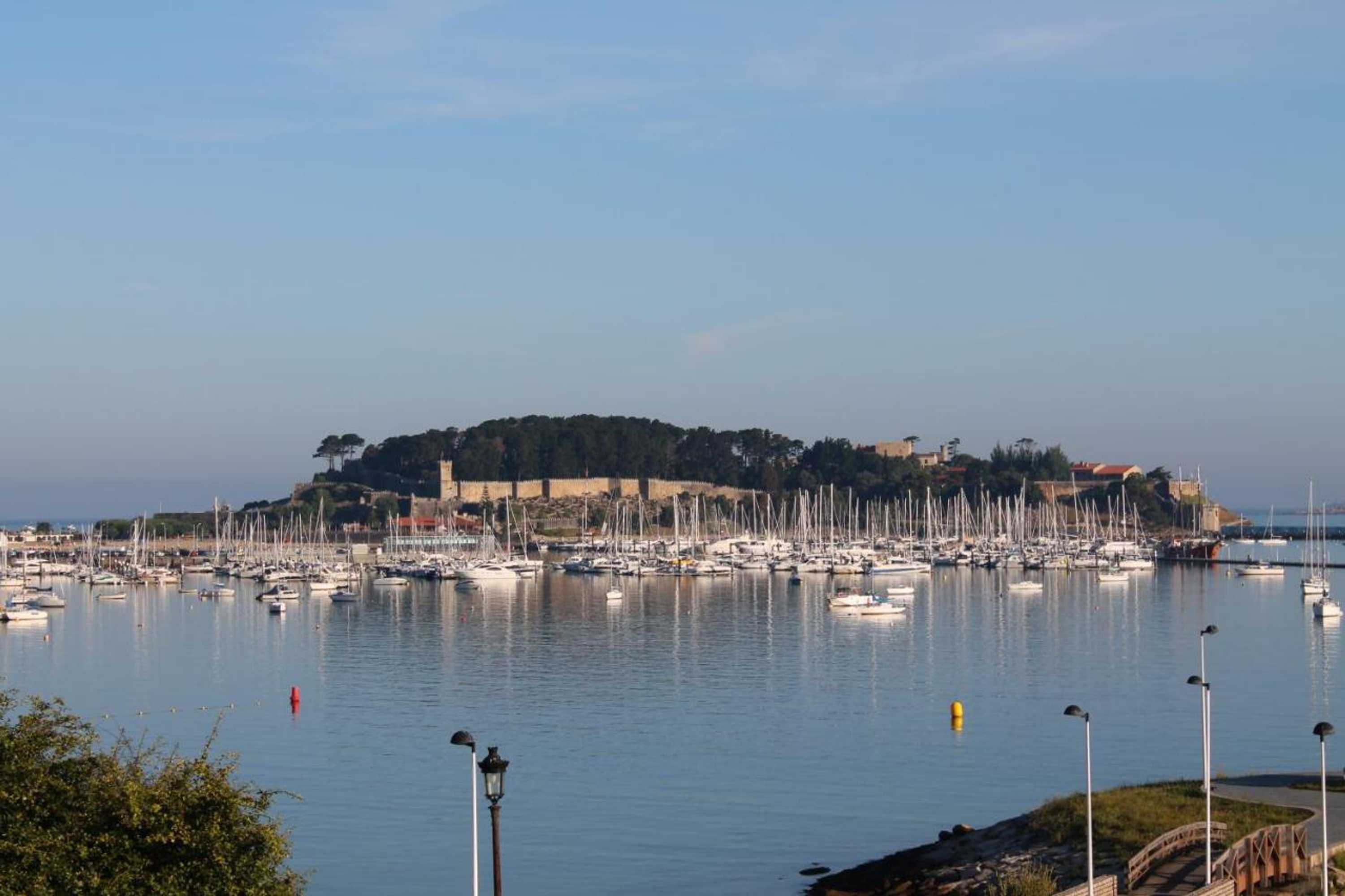 Gift card for Apartamentos Ría de Bayona