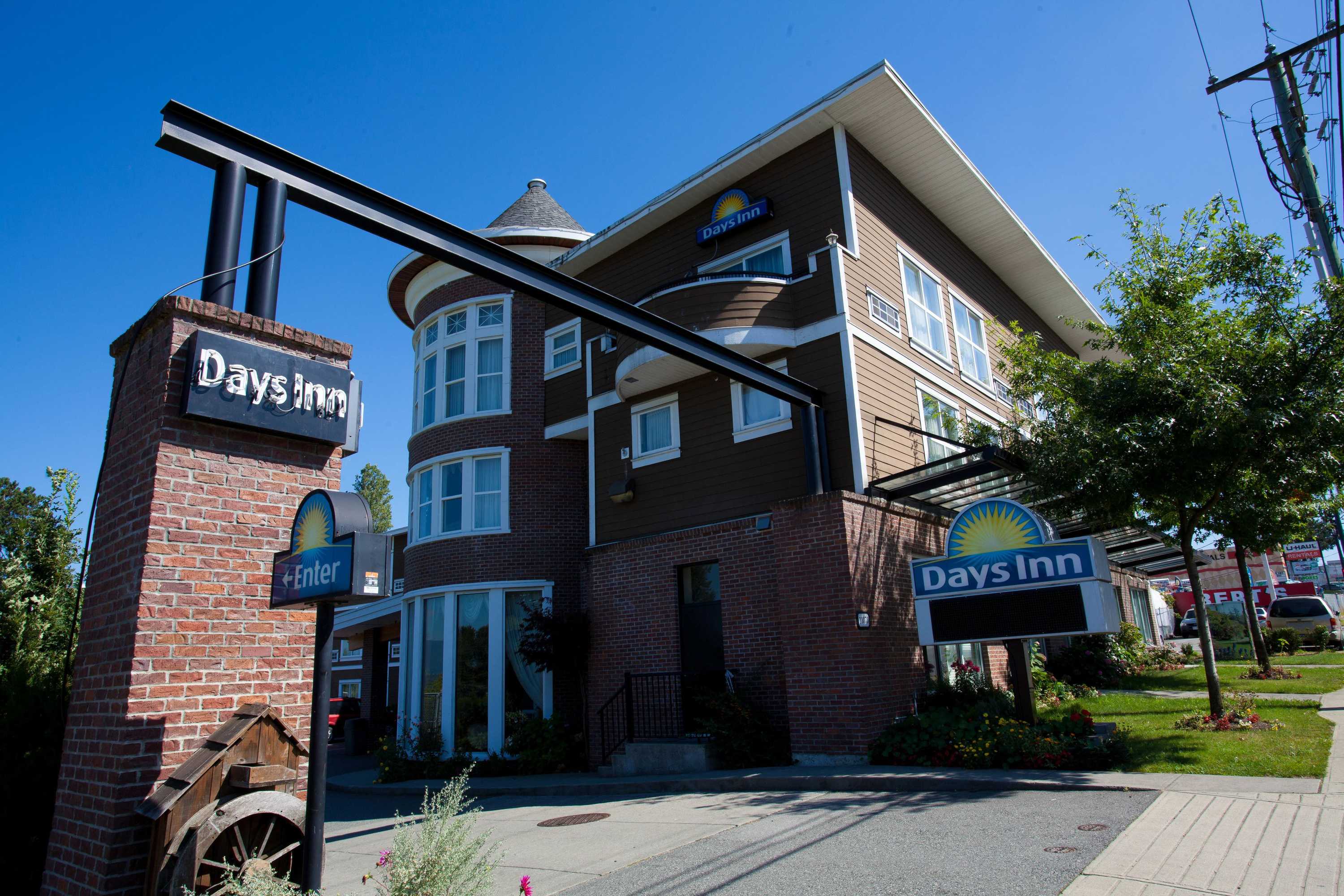 Gift card for Days Inn by Wyndham Surrey Gift card for Days Inn by Wyndham Surrey