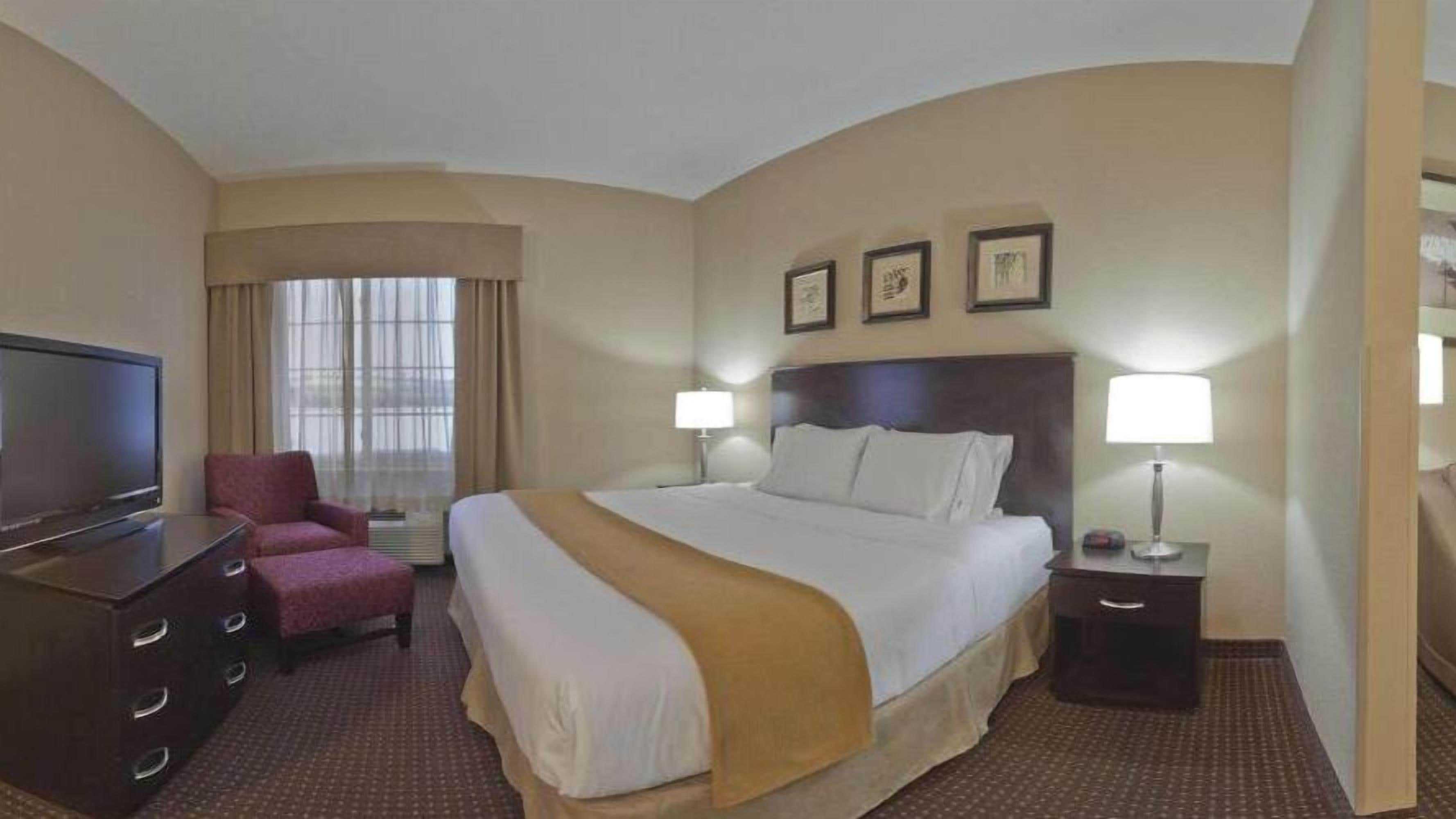 Gift card for Holiday Inn Express Hotel & Suites Ashtabula-Geneva by Ihg Gift card for Holiday Inn Express Hotel & Suites Ashtabula-Geneva by Ihg