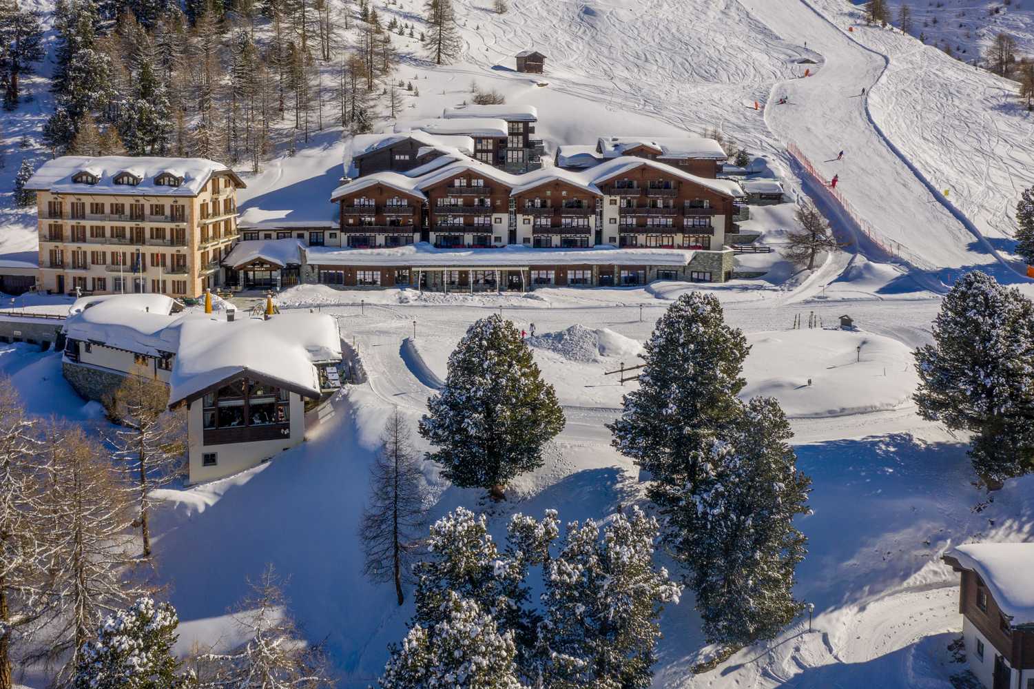 Gift card for Riffelalp Resort 2222m - Ski-In & Ski-Out Gift card for Riffelalp Resort 2222m - Ski-In & Ski-Out